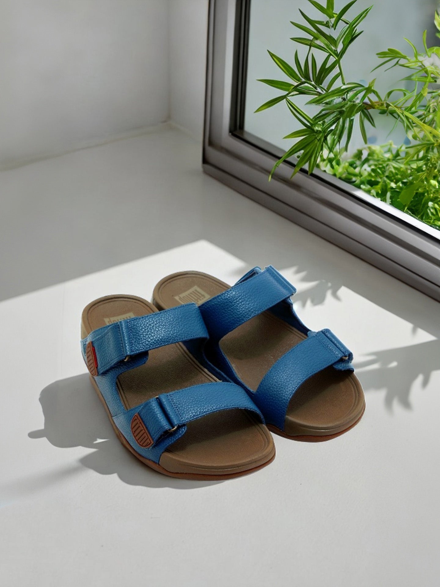 Fitflop Men's Gogh Moc Adjustable Leather Slides #color_Blue