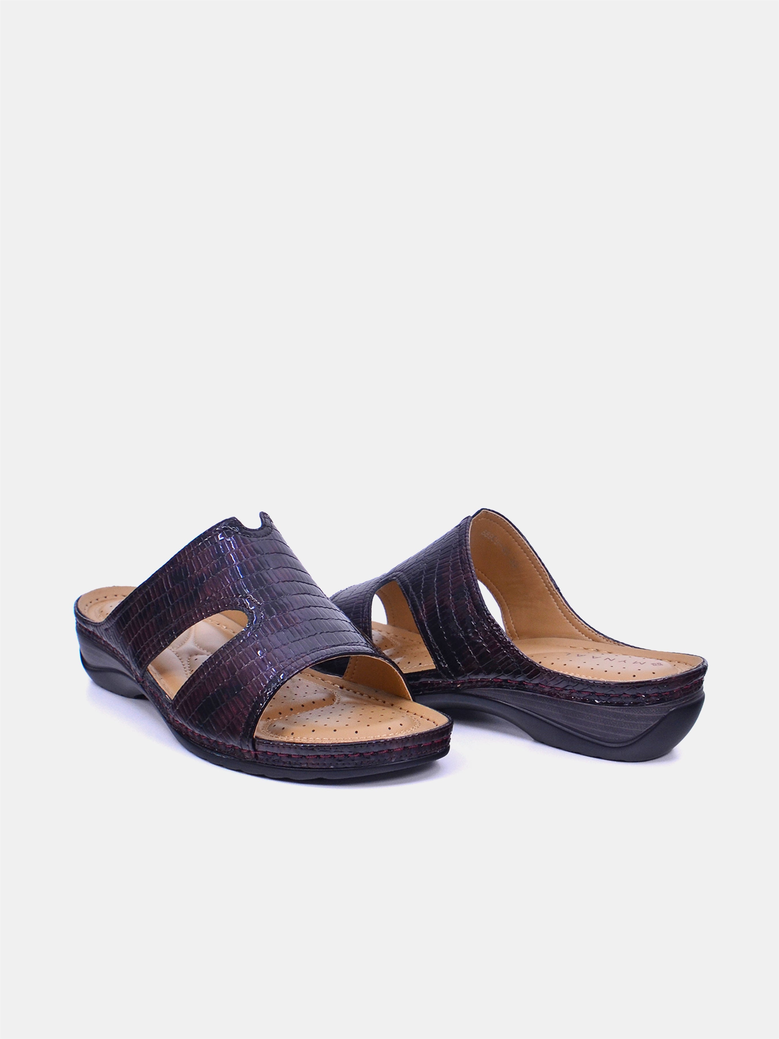 Mynaal Waseya Women's Sandals #color_maroon