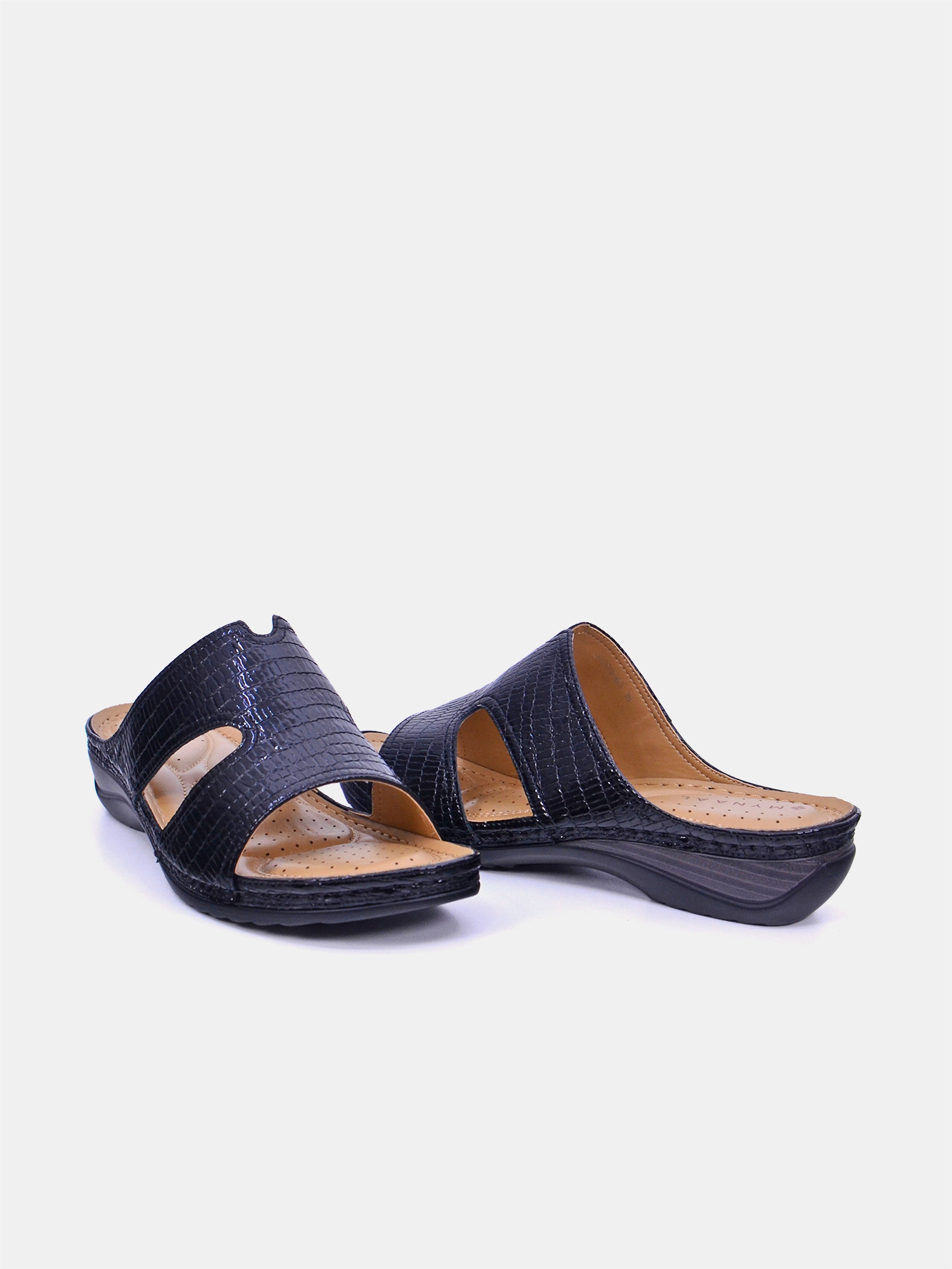 Mynaal Waseya Women's Sandals #color_black