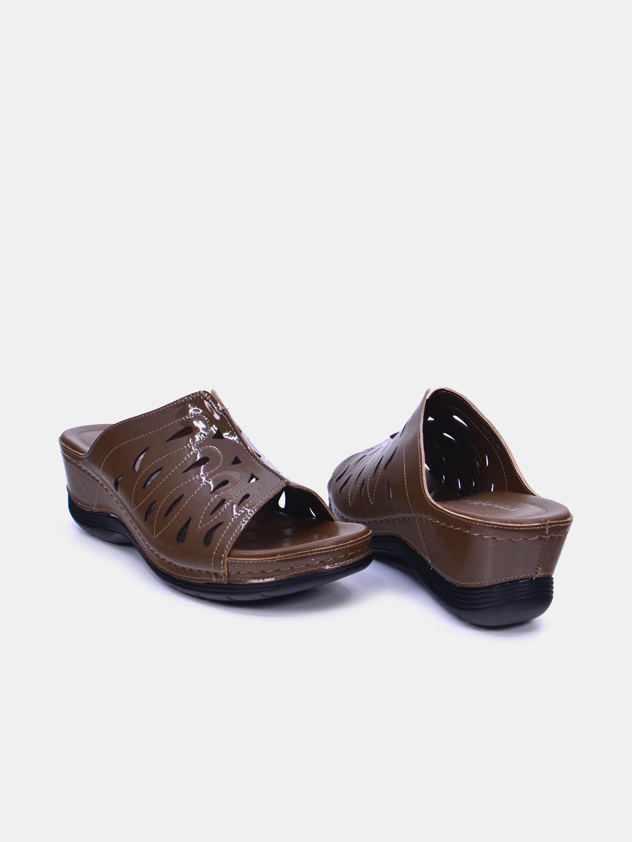 Michelle Morgan 2407-2 Women's Wedge Sandals #color_Green