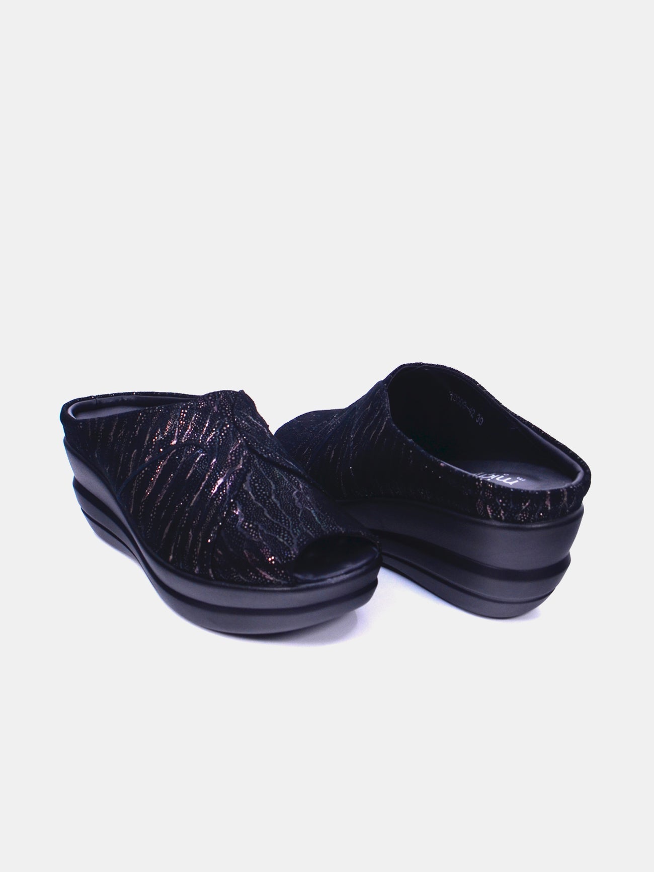 Michelle Morgan 19009-42 Women's Wedge Sandals #color_Black