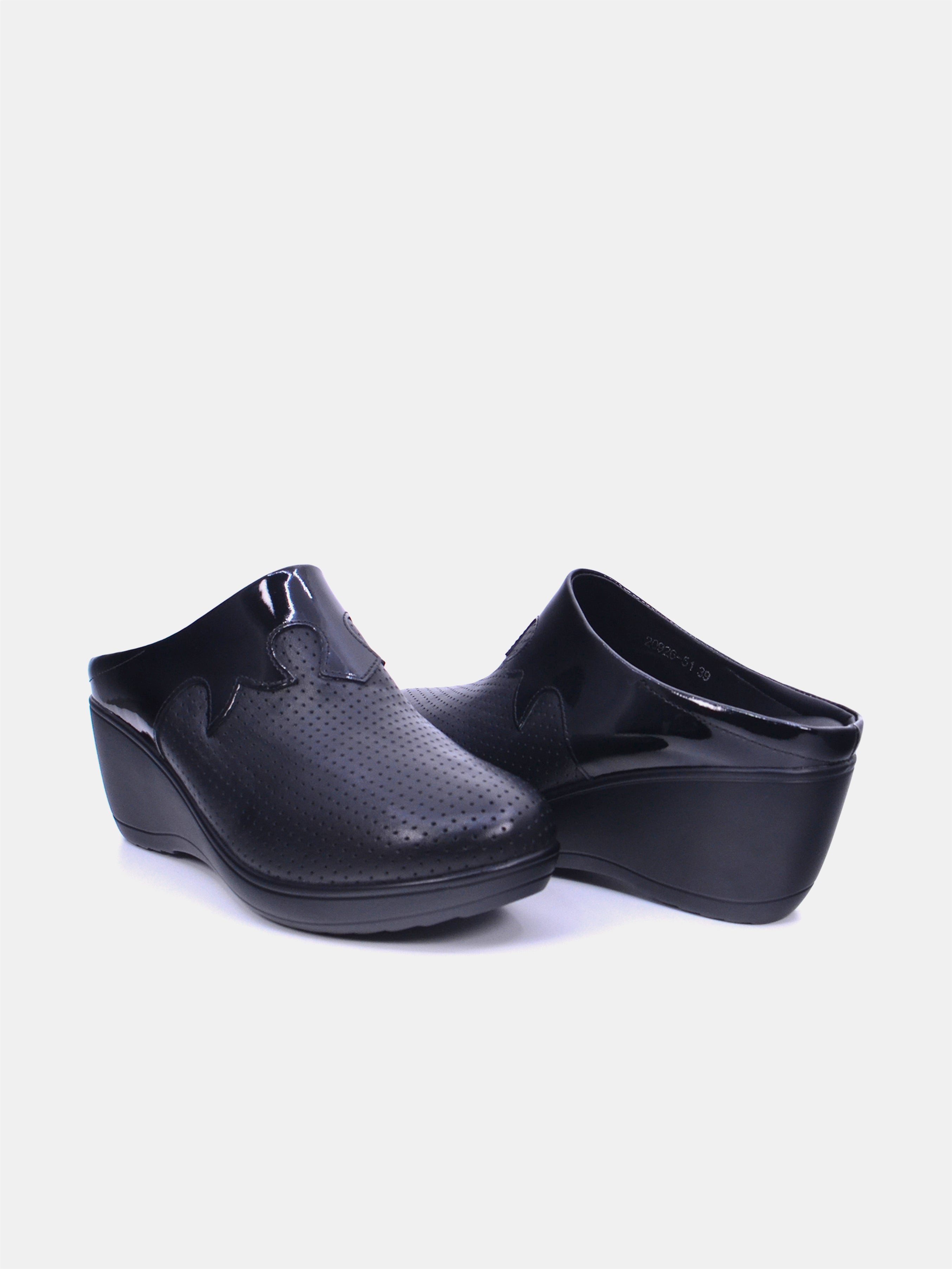 Mynaal Najm Women's Sandals #color_black