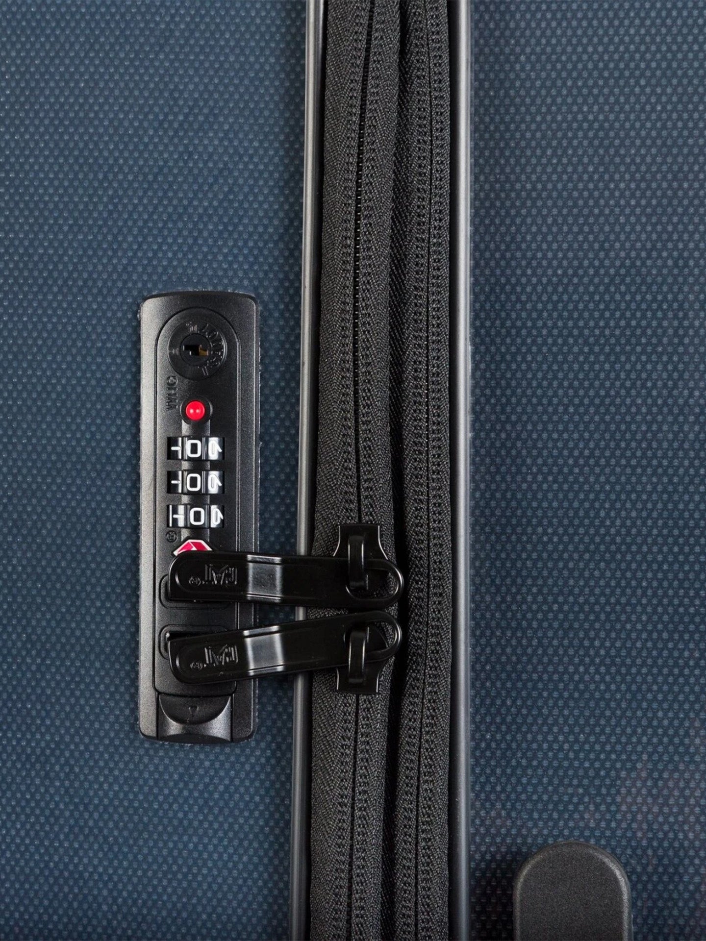 Caterpillar Iris Polypropylene Luggage Bag #color_Black