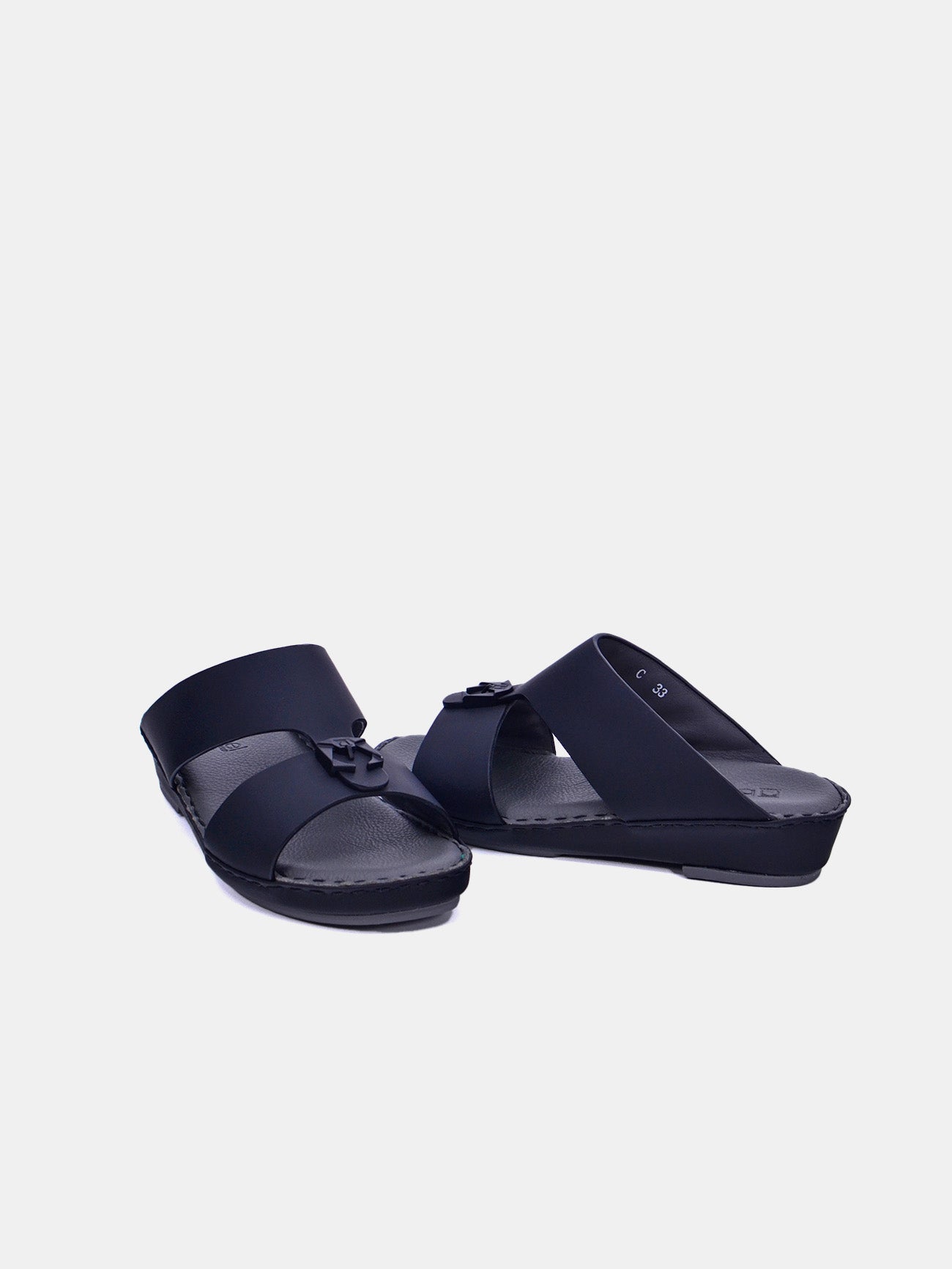 Barjeel Uno Boys Arabic Sandals #color_Black