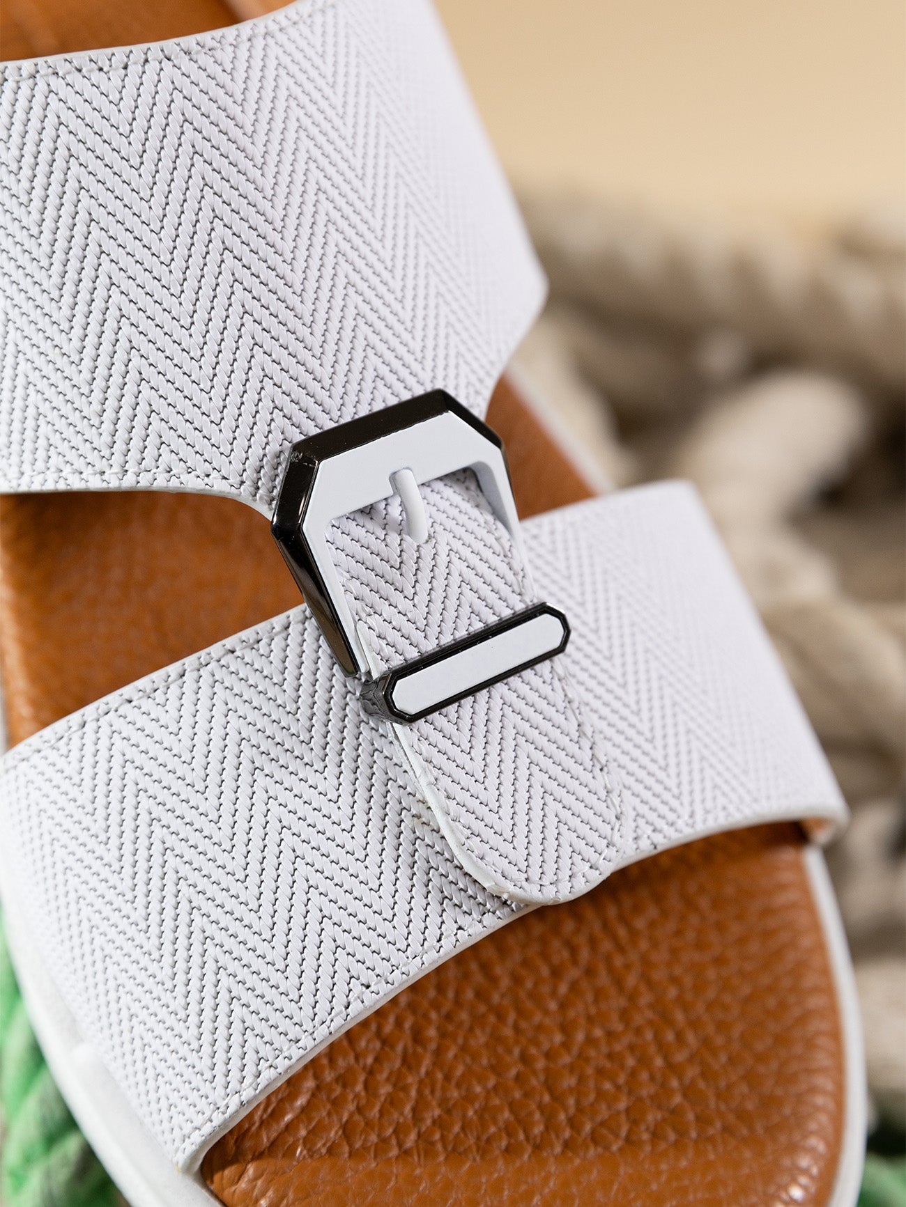 Barjeel Uno MSA124 Men Arabic Sandals #color_White