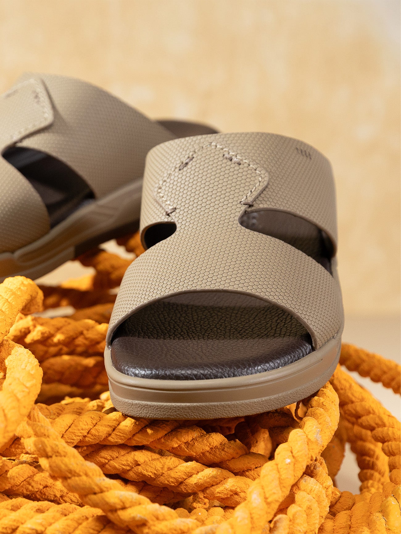Barjeel Uno MSA134 Men Arabic Sandals #color_Beige