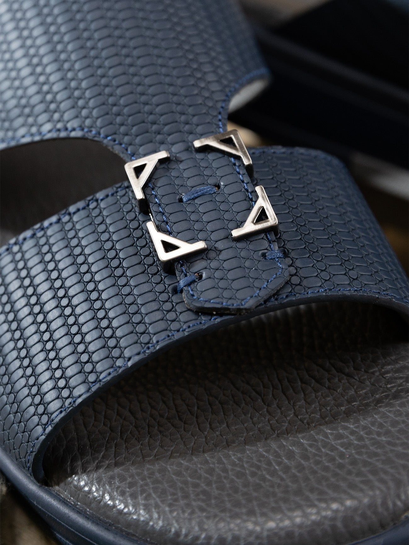Barjeel Uno MSA133 Men Arabic Sandals #color_Navy