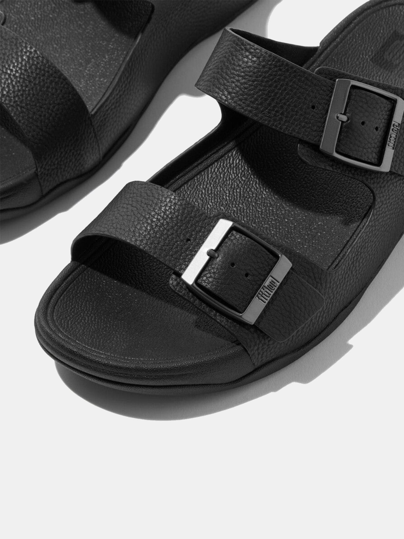Fitflop Gogh Moc Mens Buckle Tumbled-Leather Slides #color_Black