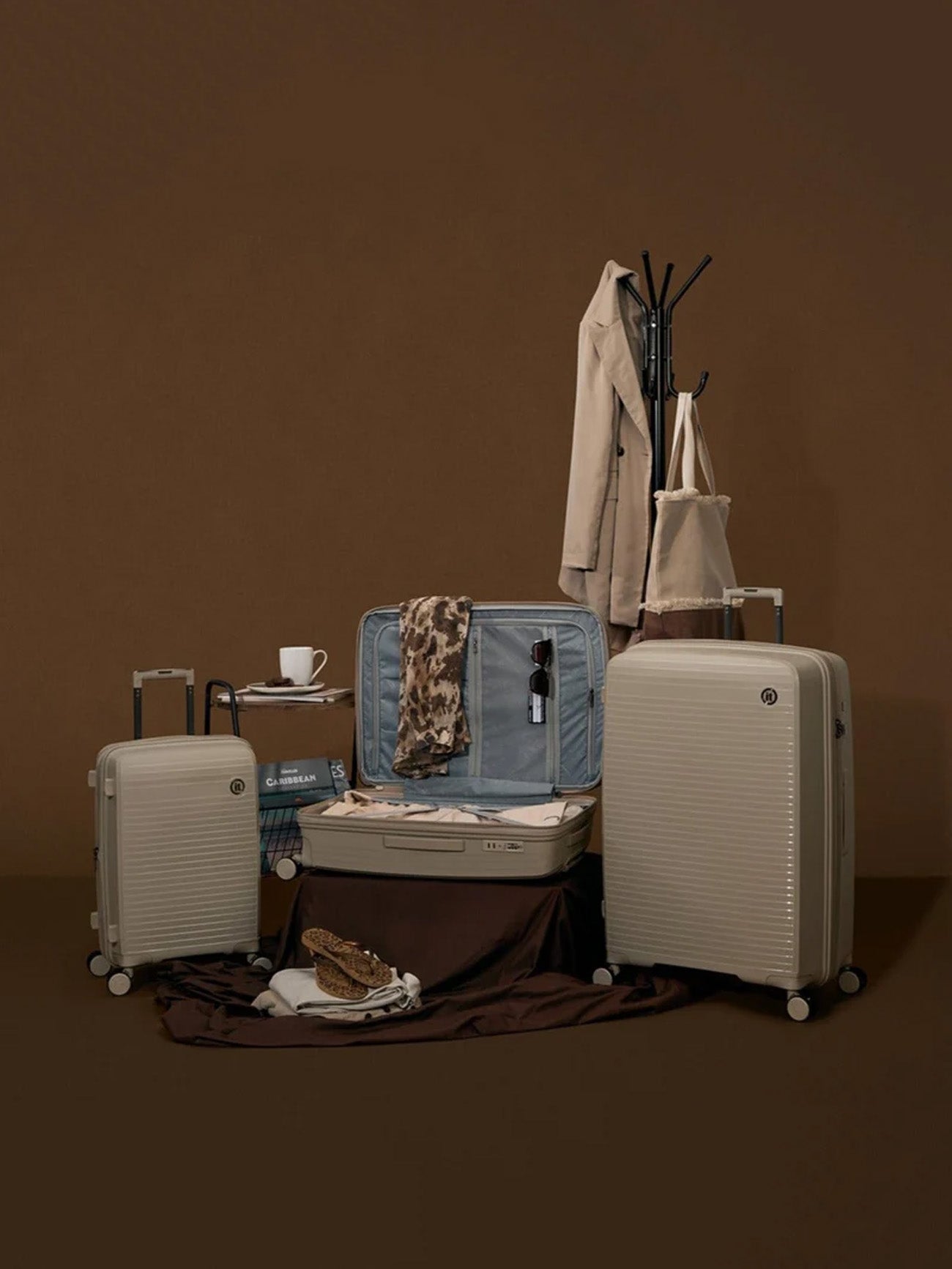 IT Spontaneous Trolley Bag #color_gray