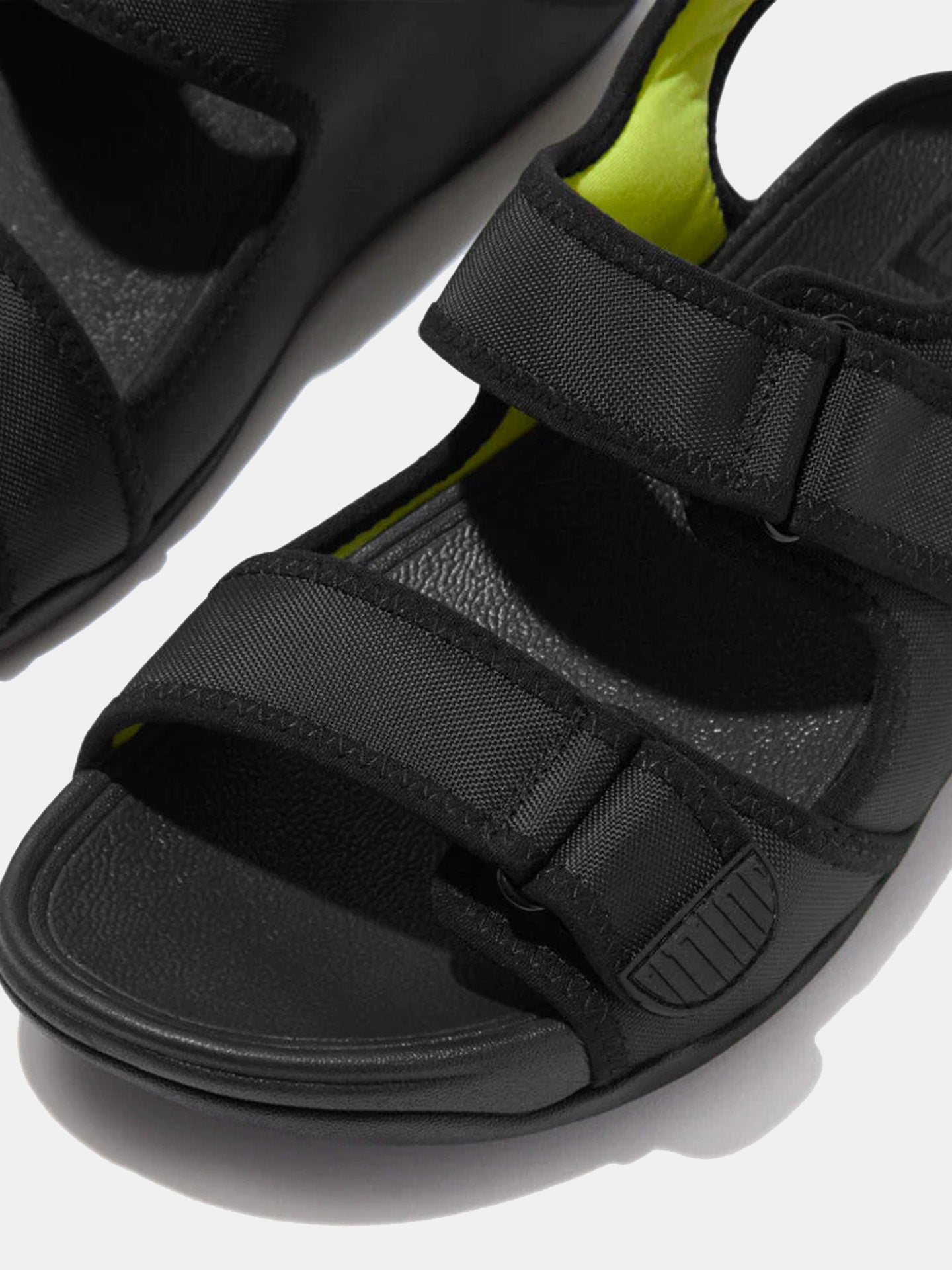 Fitflop Men's Gogh Moc Water-Resistant Back-Strap Sandals #color_Black