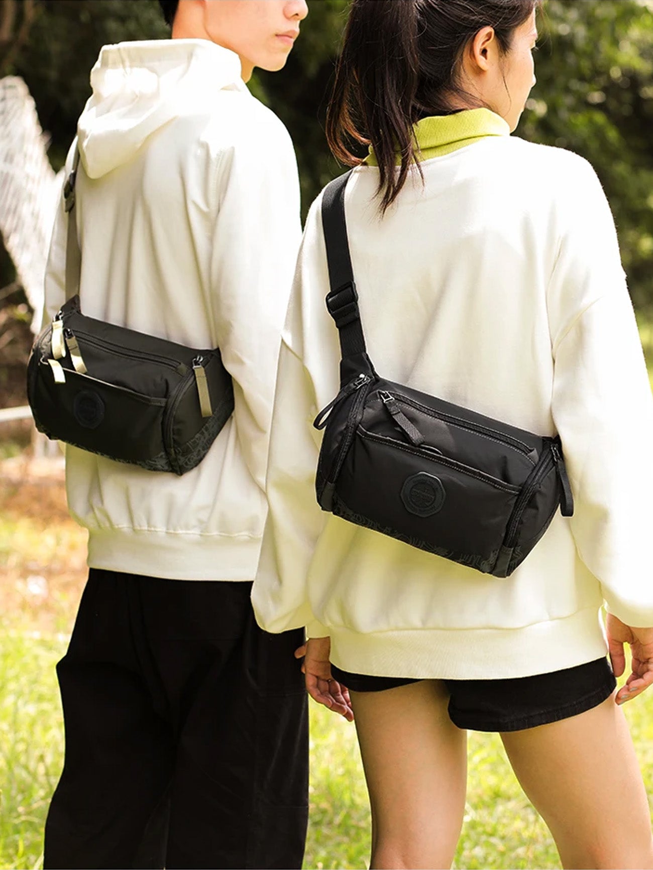 Fouvor 2535-10 Cross Body Bag #color_Black