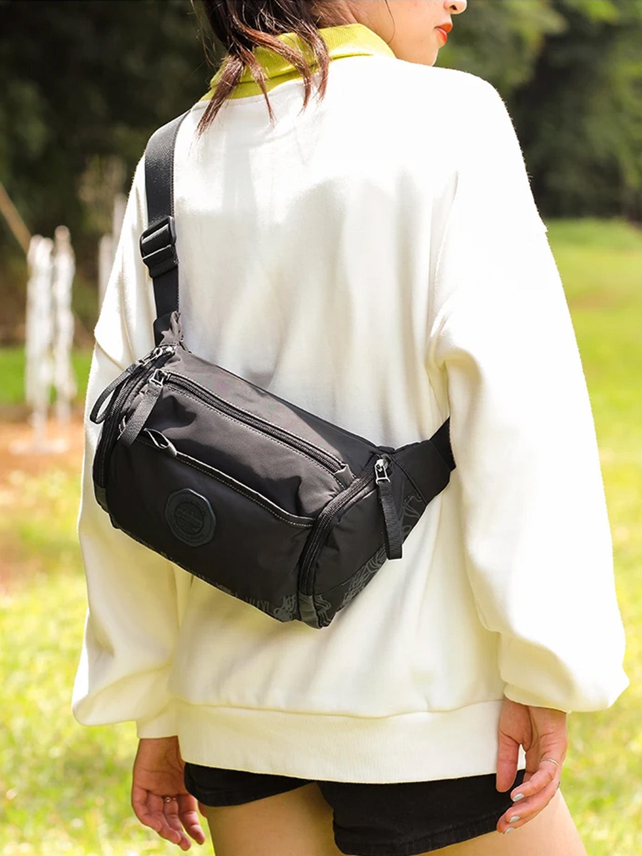 Fouvor 2535-10 Cross Body Bag #color_Black