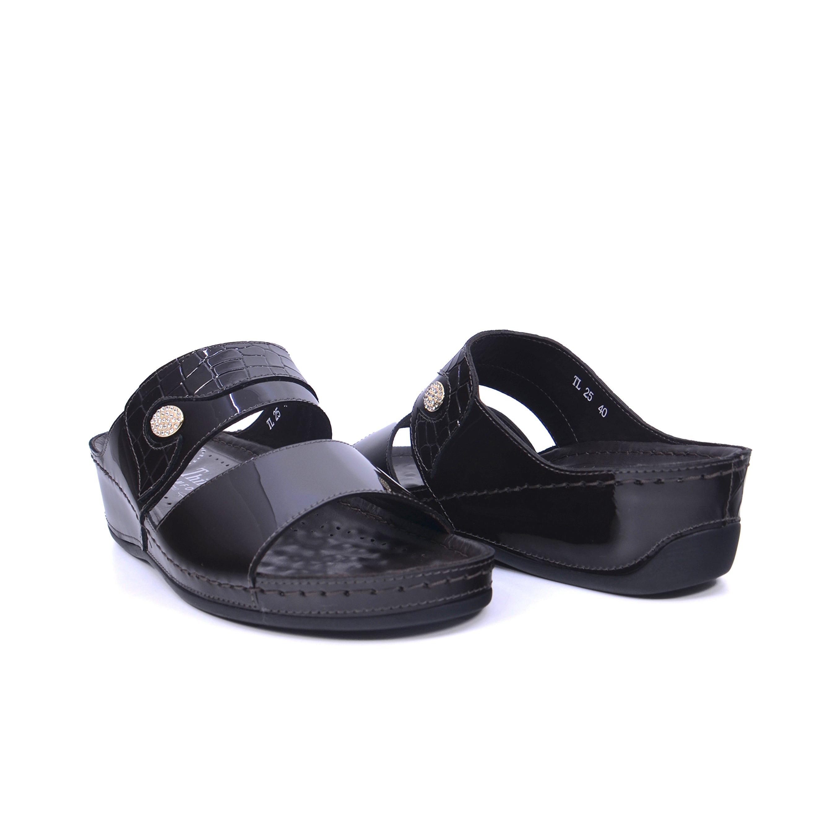 Think TL-25J Women's Sandals #color_Maroon