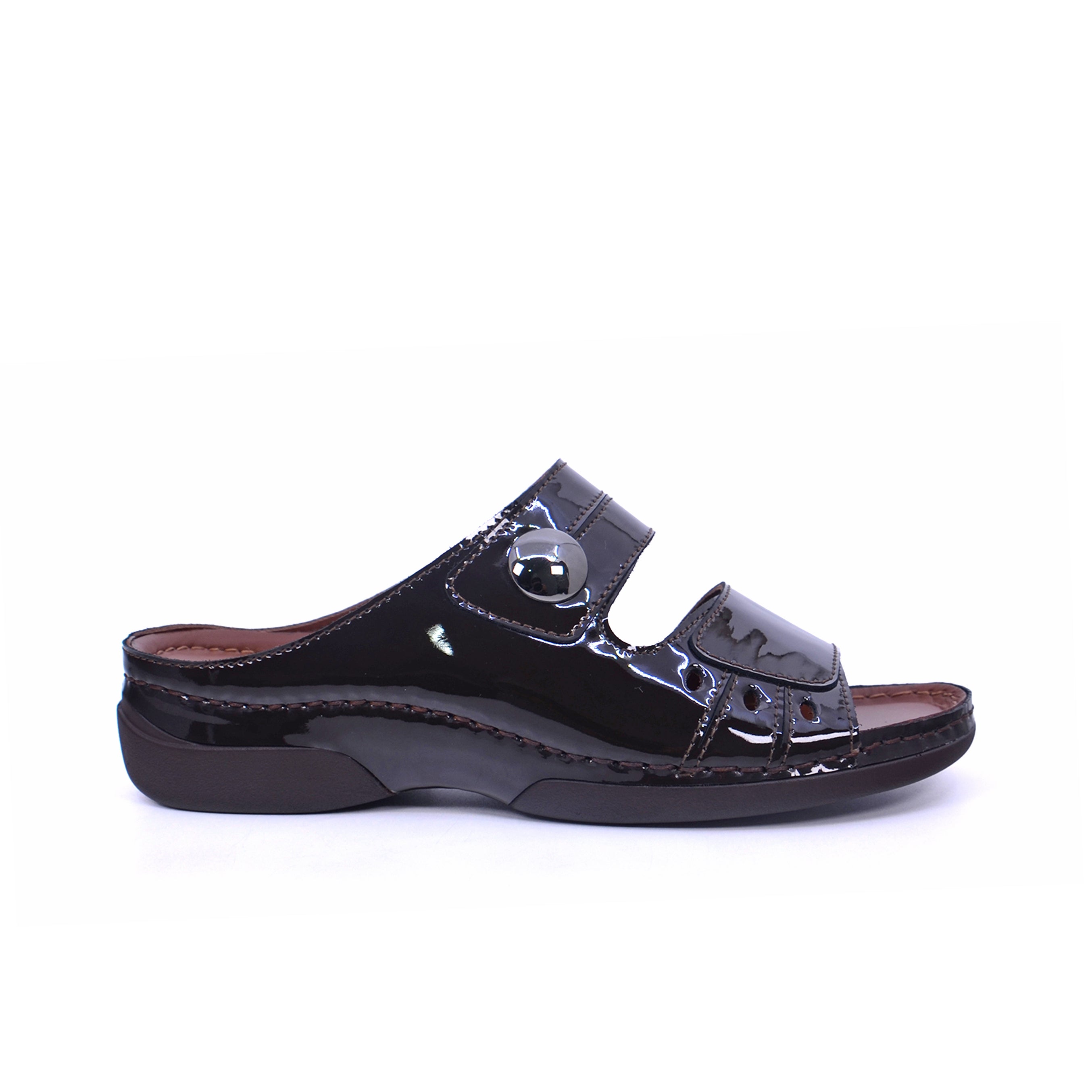 Think 106-138 Women's Sandals #color_Brown