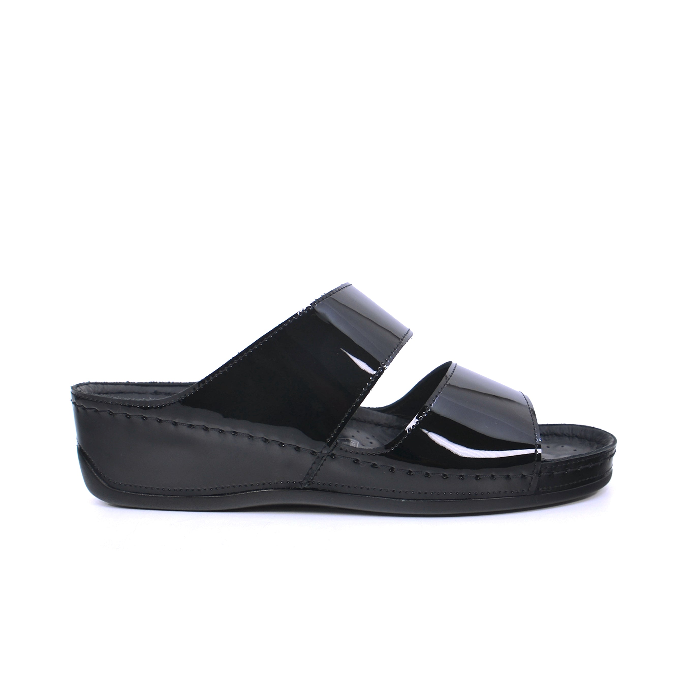 Think TL-20 Women's Sandals #color_Black