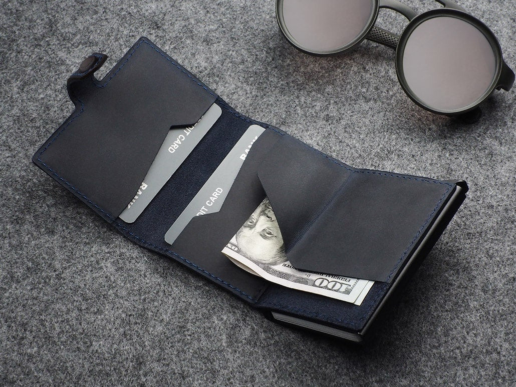 Pularys Hiker Wallet - Hunter Leather #color_Navy