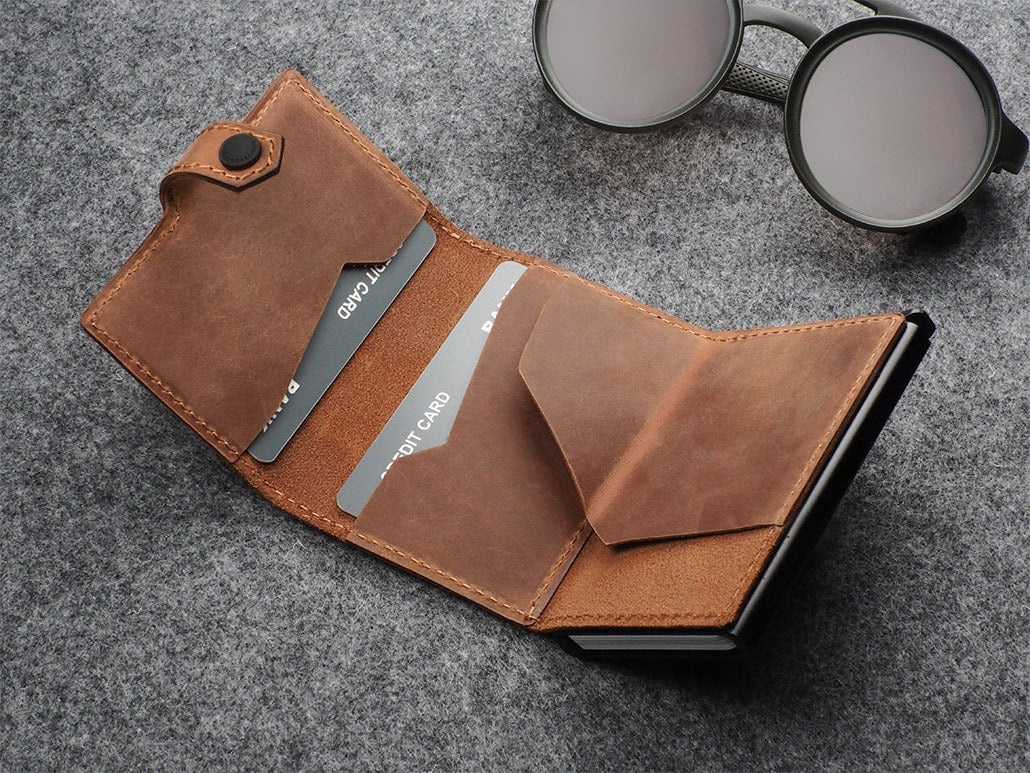 Pularys Hiker Wallet - Hunter Leather #color_Cognac
