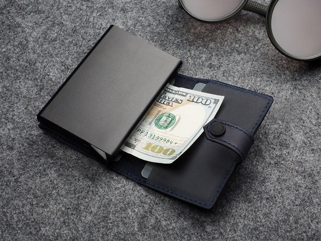Pularys Hiker Wallet - Hunter Leather #color_Navy