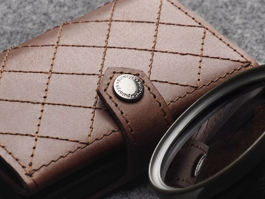 Pularys Hiker - Chic Decor Wallet - Nomad Leather #color_Brown