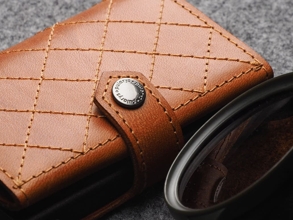 Pularys Hiker - Chic Decor Wallet - Nomad Leather #color_Cognac