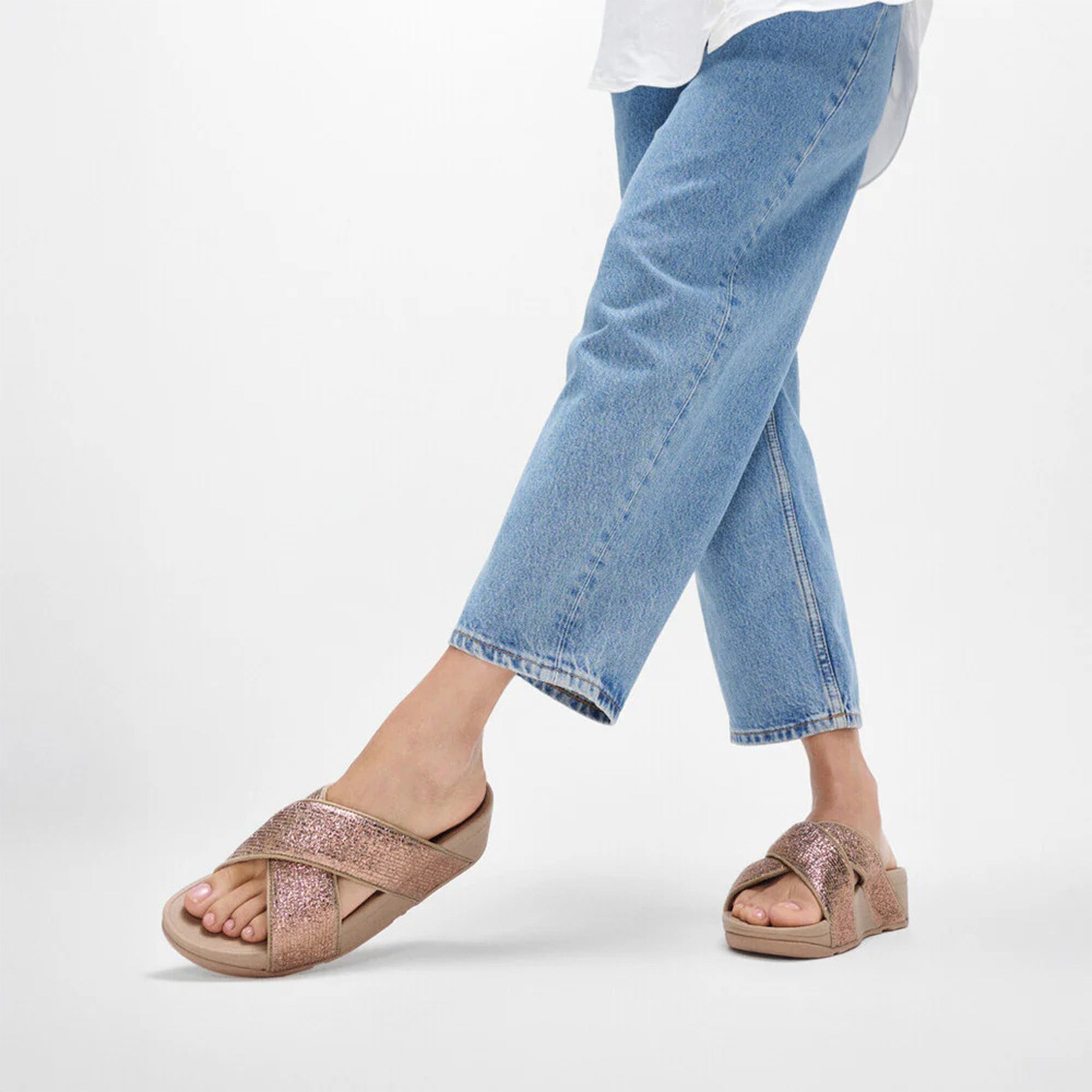 Fitflop Lulu Crinkled-Shimmer Cross Slides #color_Beige