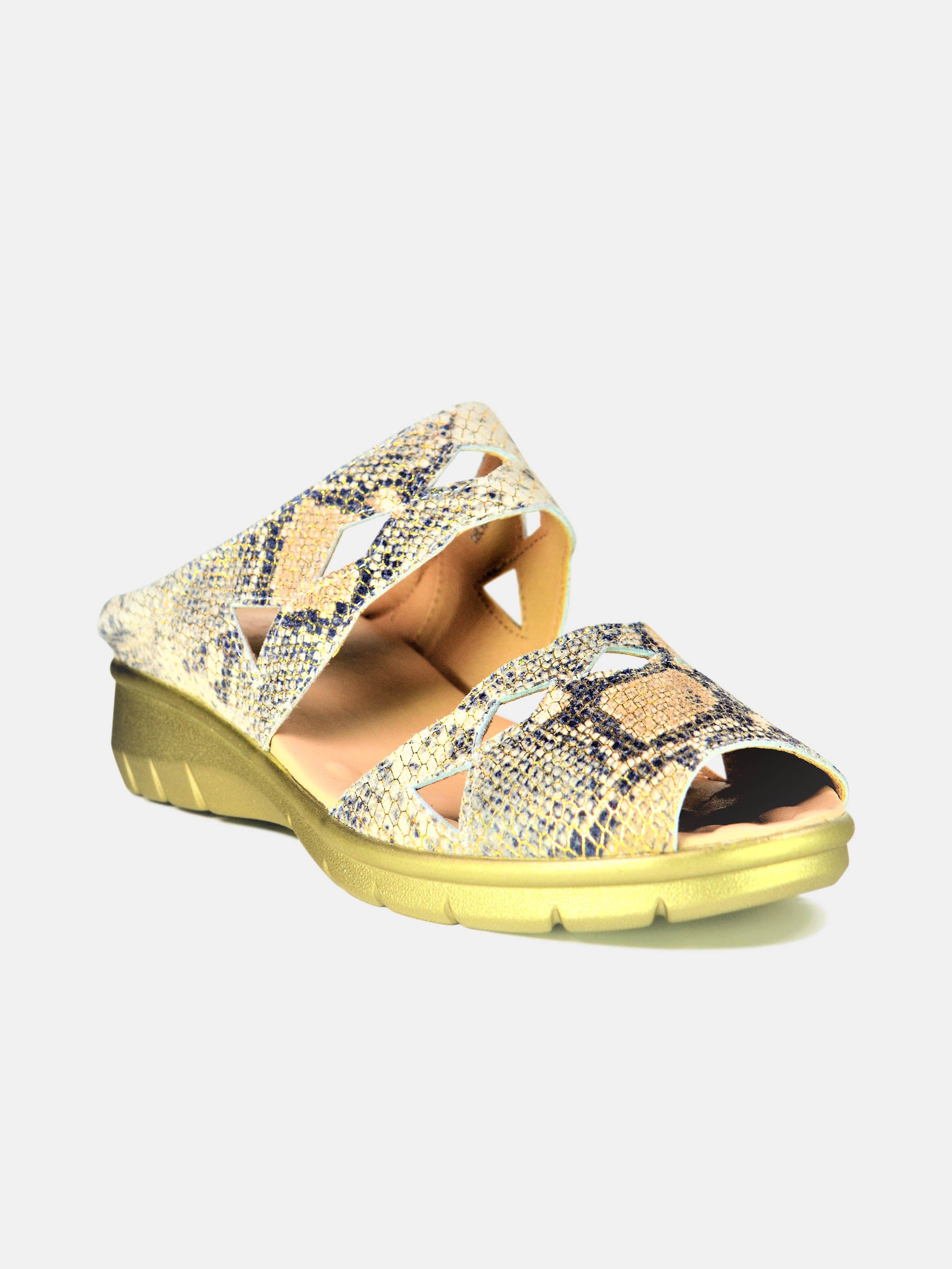 Michelle Morgan 18397-B16 Women's Flat Sandals #color_Beige
