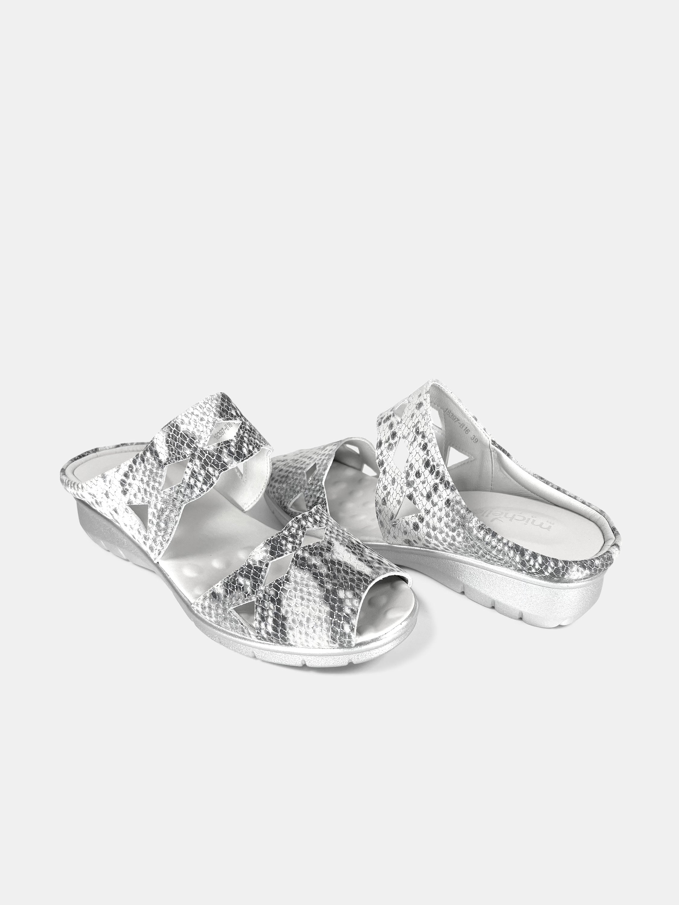 Michelle Morgan 18397-B16 Women's Flat Sandals #color_Gray