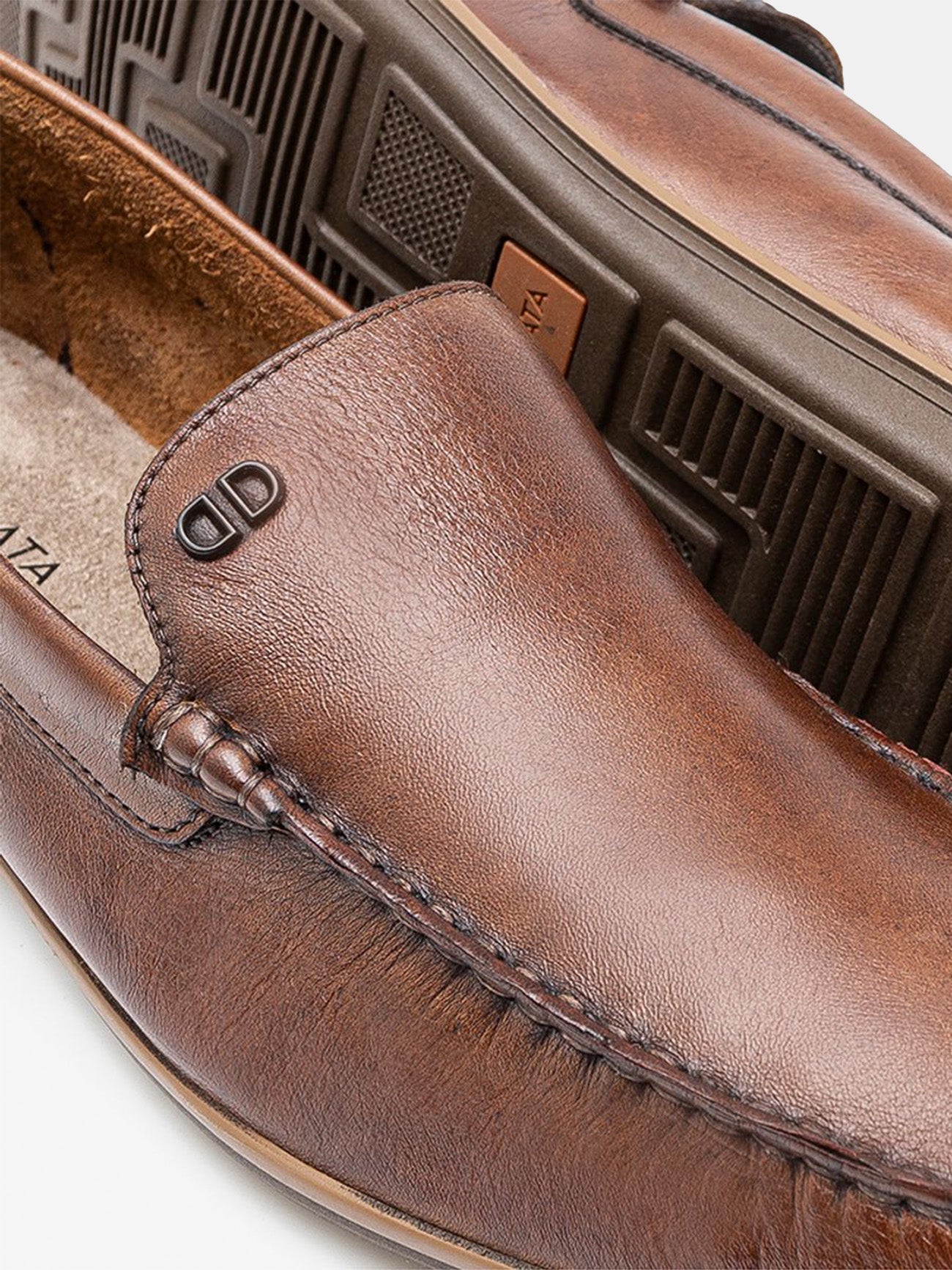 Democrata Men's Denim Moccasin Tag Shoes #color_Tan