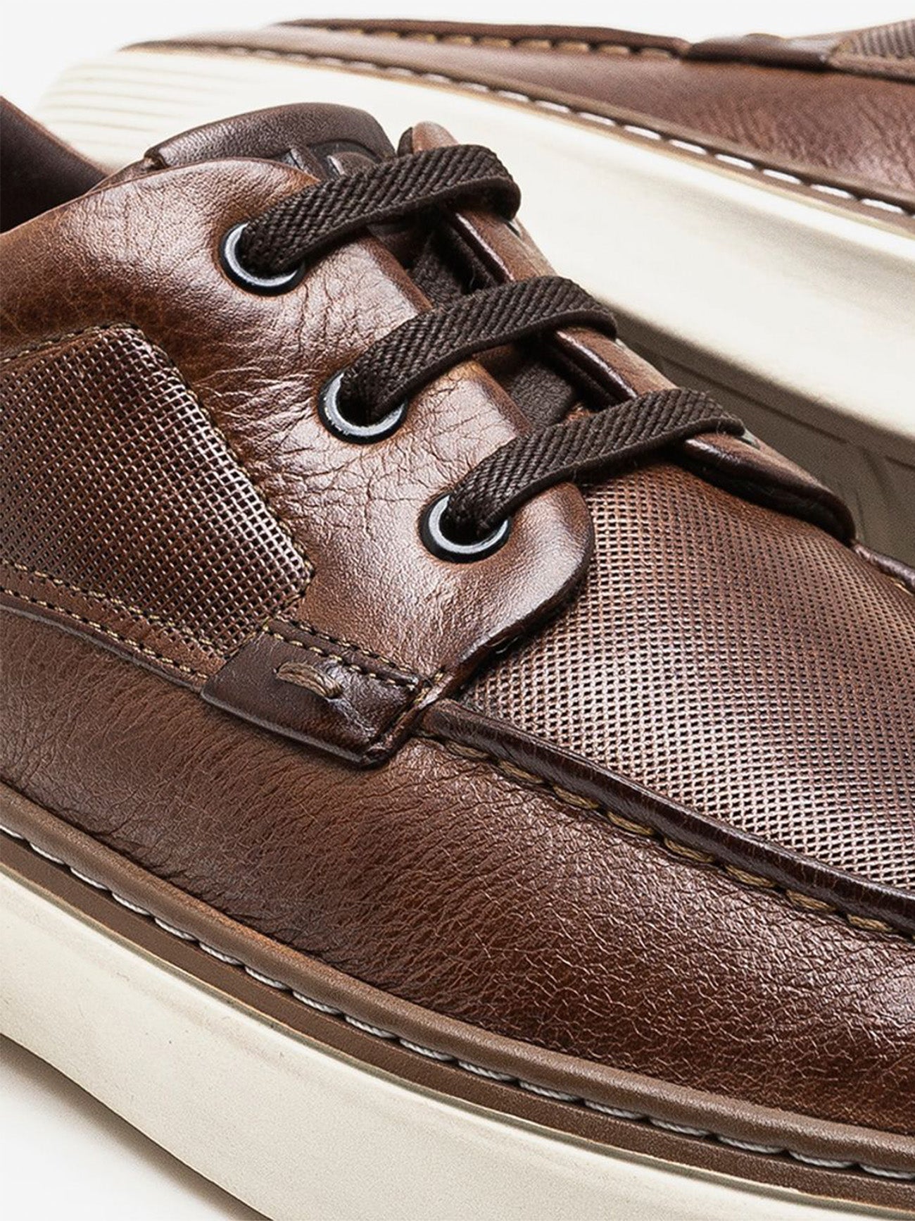 Democrata Men's Denim Clash Sneakers #color_Brown