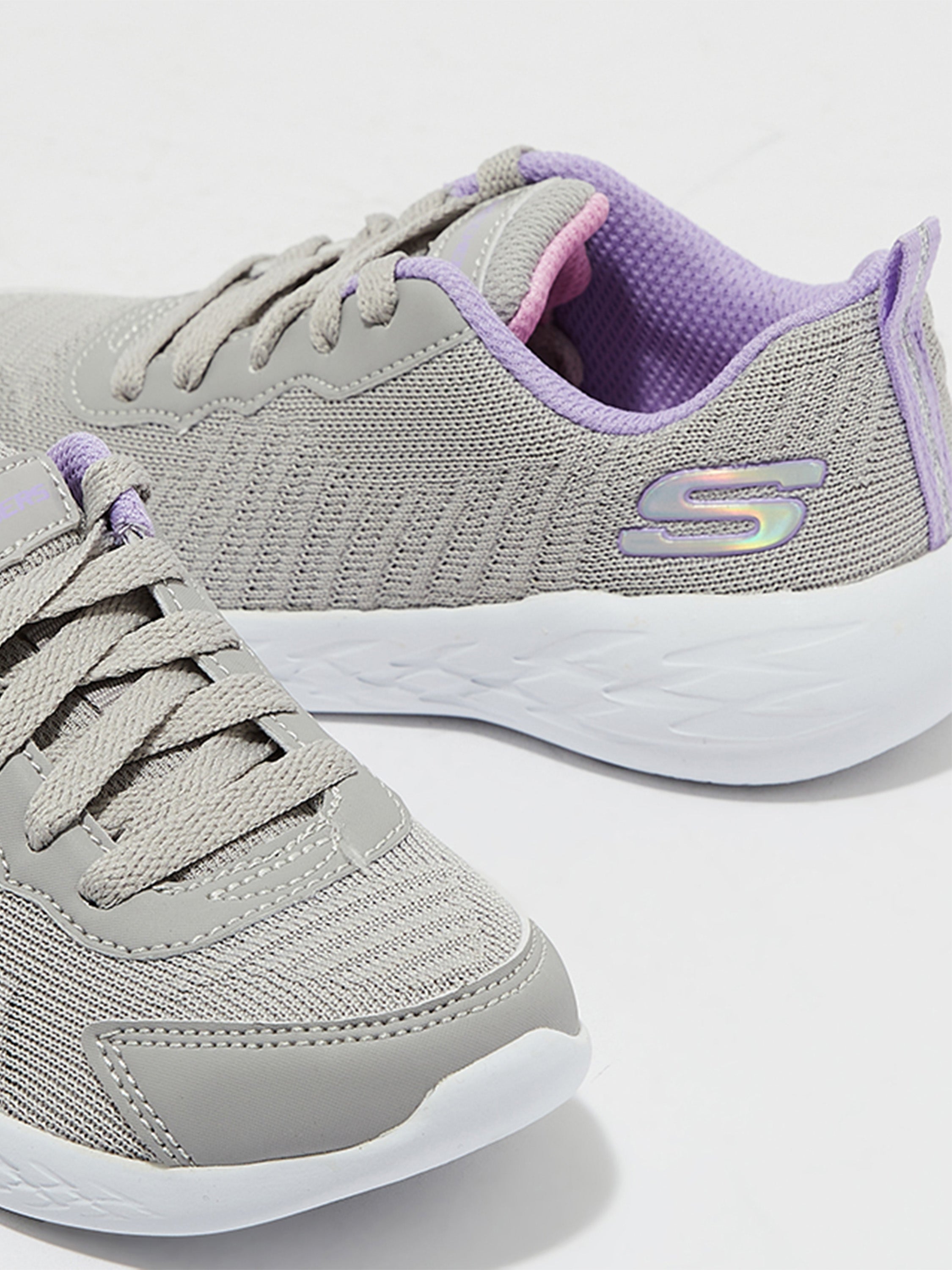 Skechers Girls Go Run 600 Trainers #color_Gray