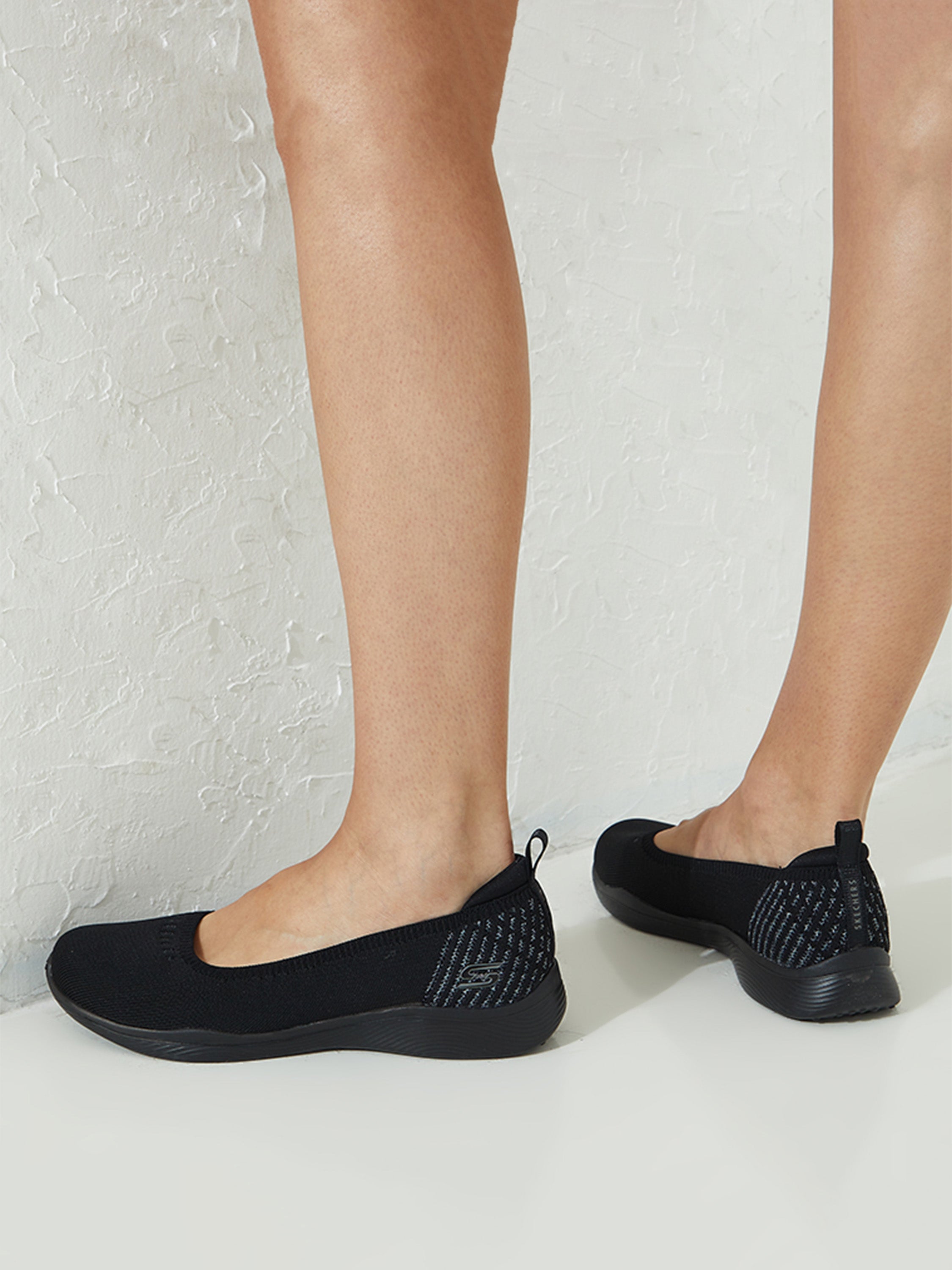 Skechers Women's Microburst 2.0 Trainers #color_Black