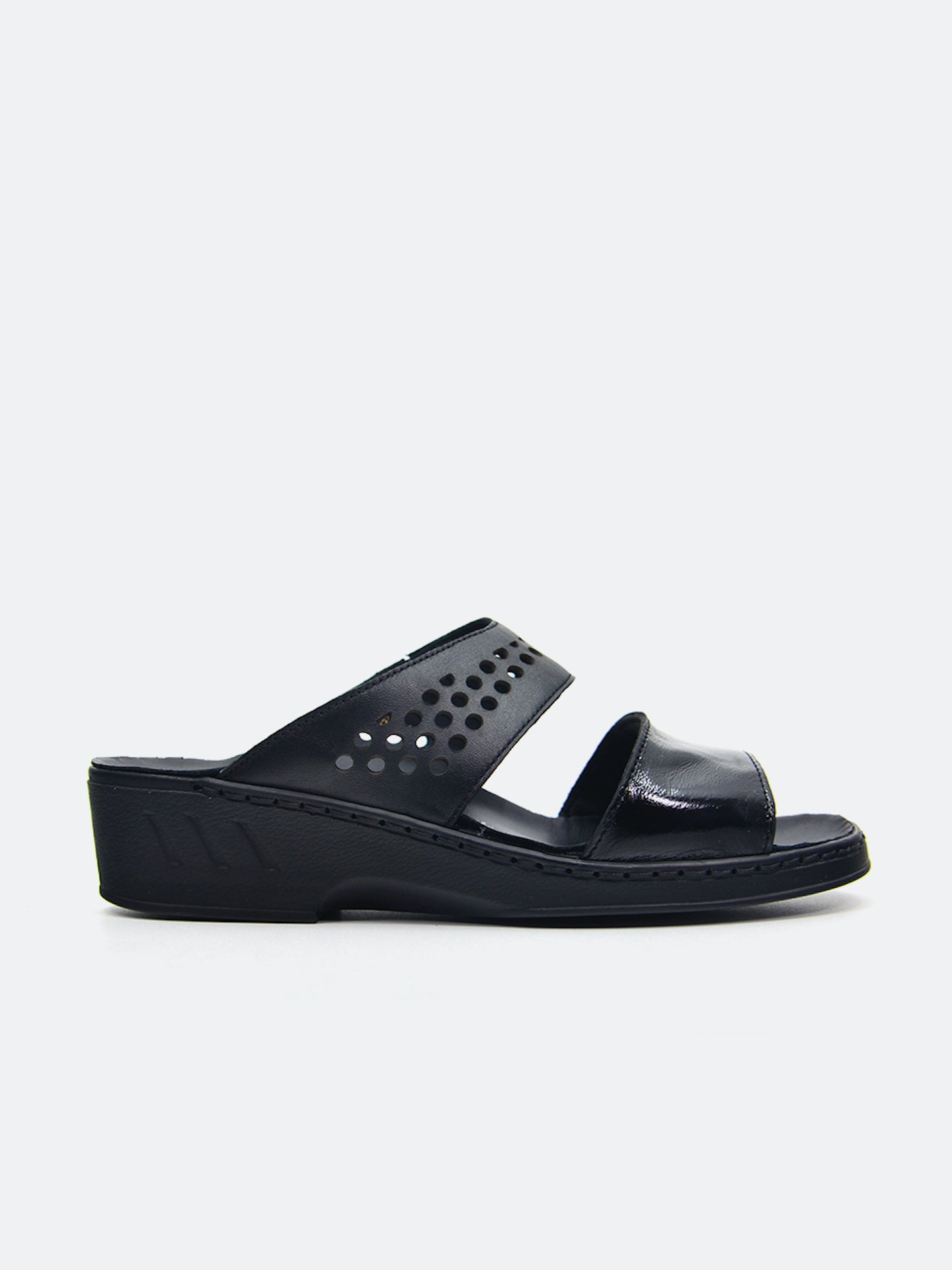 Josef Seibel Women's Flat Sandals #color_Black