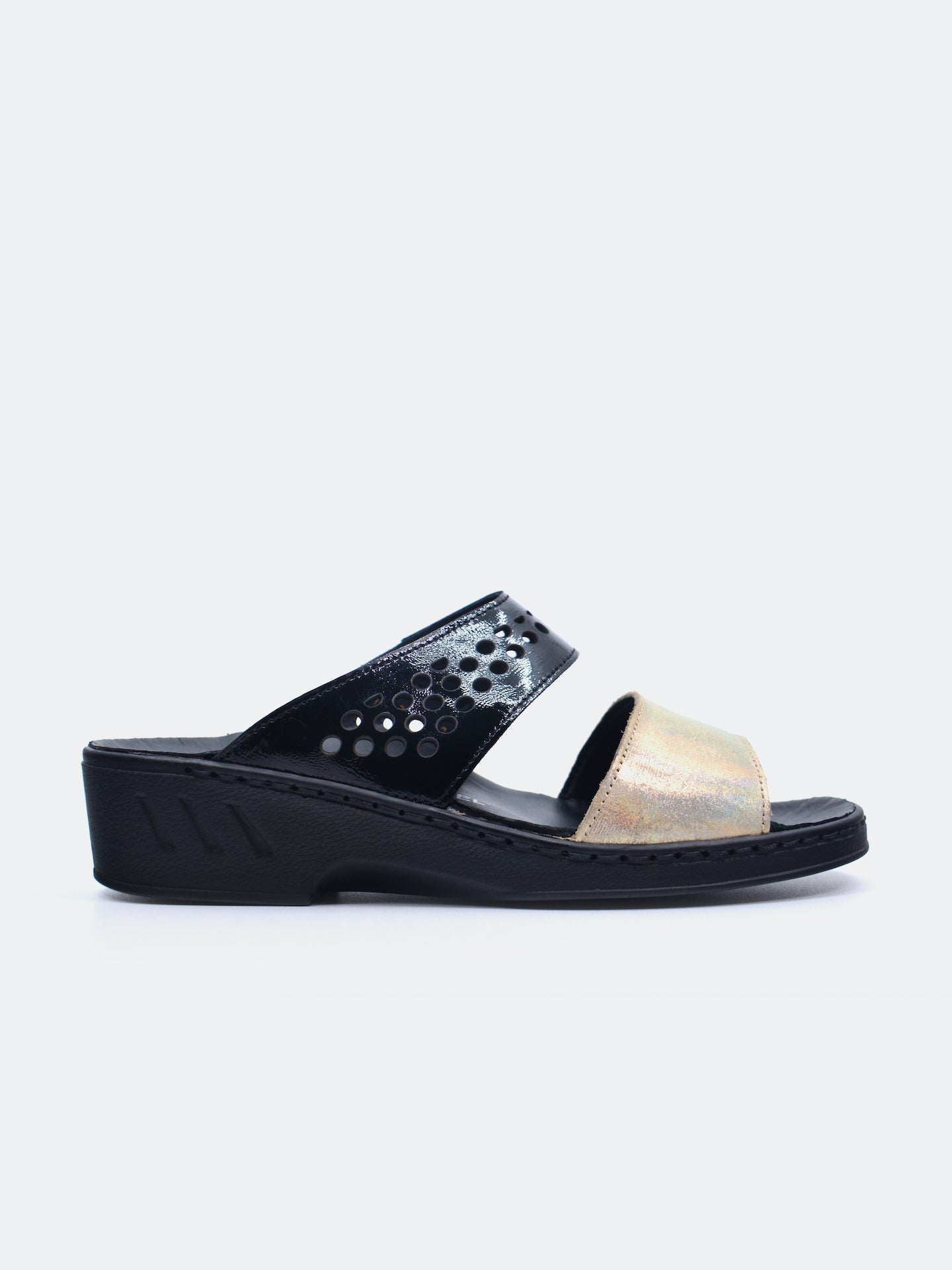 Josef Seibel Women's Flat Sandals #color_Gold