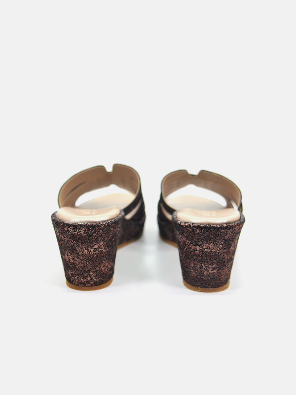 Michelle Morgan MM-301 Women's Wedge Sandals #color_Brown
