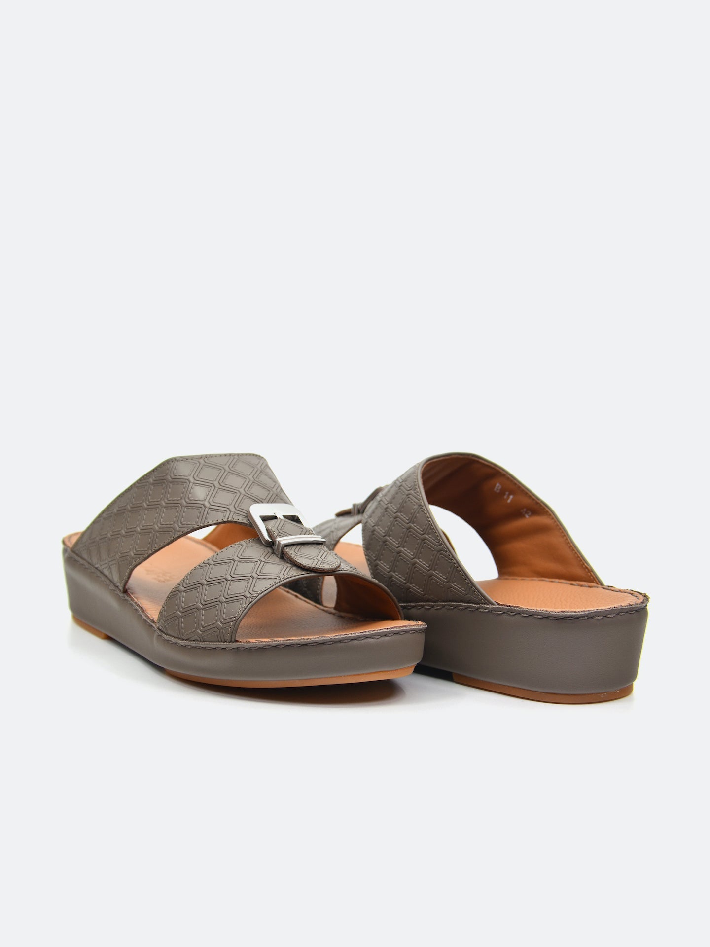 Barjeel Uno B-11 Boys Arabic Sandals #color_Beige