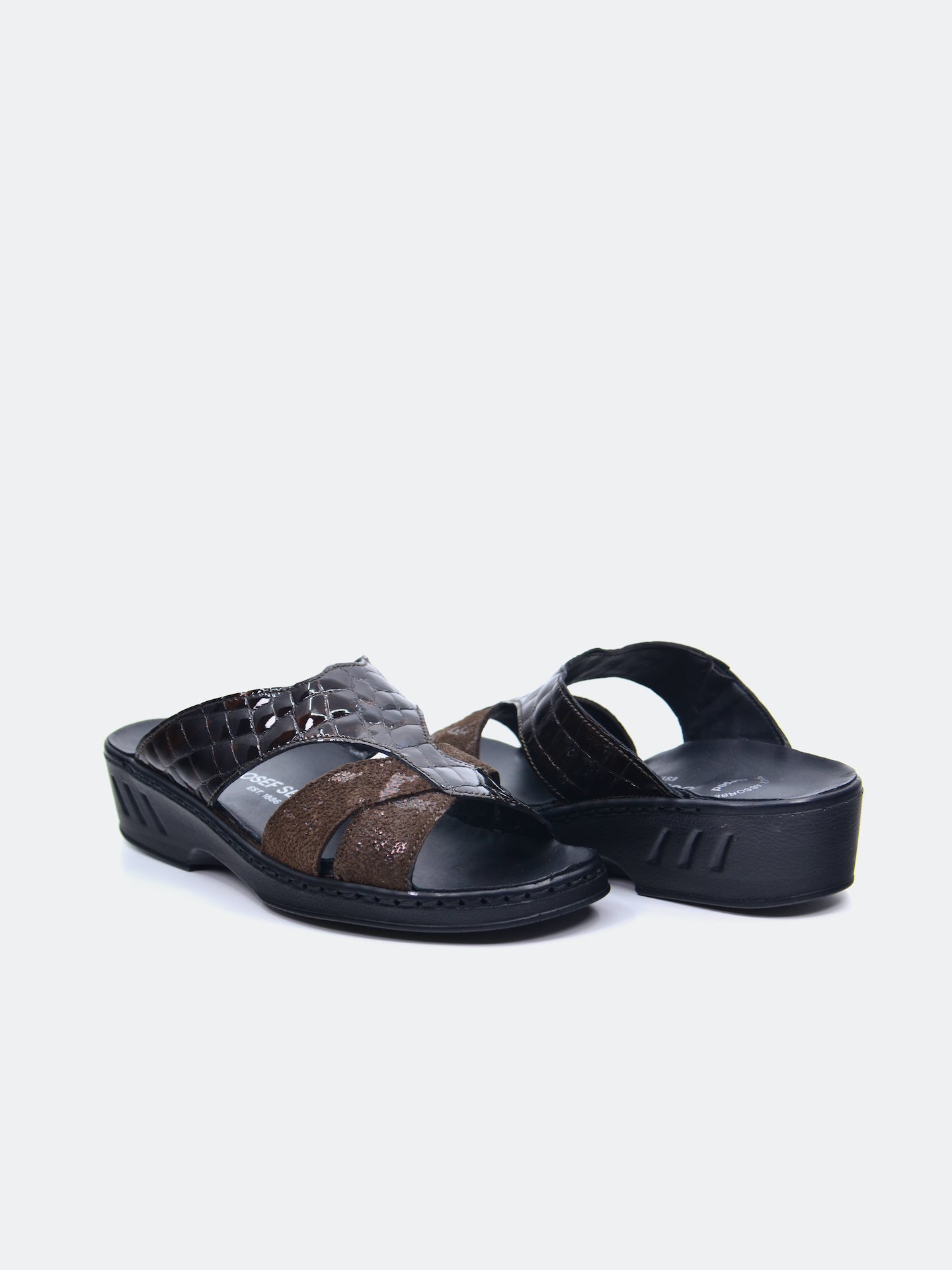 Josef Seibel Women's Flat Sandals #color_Brown
