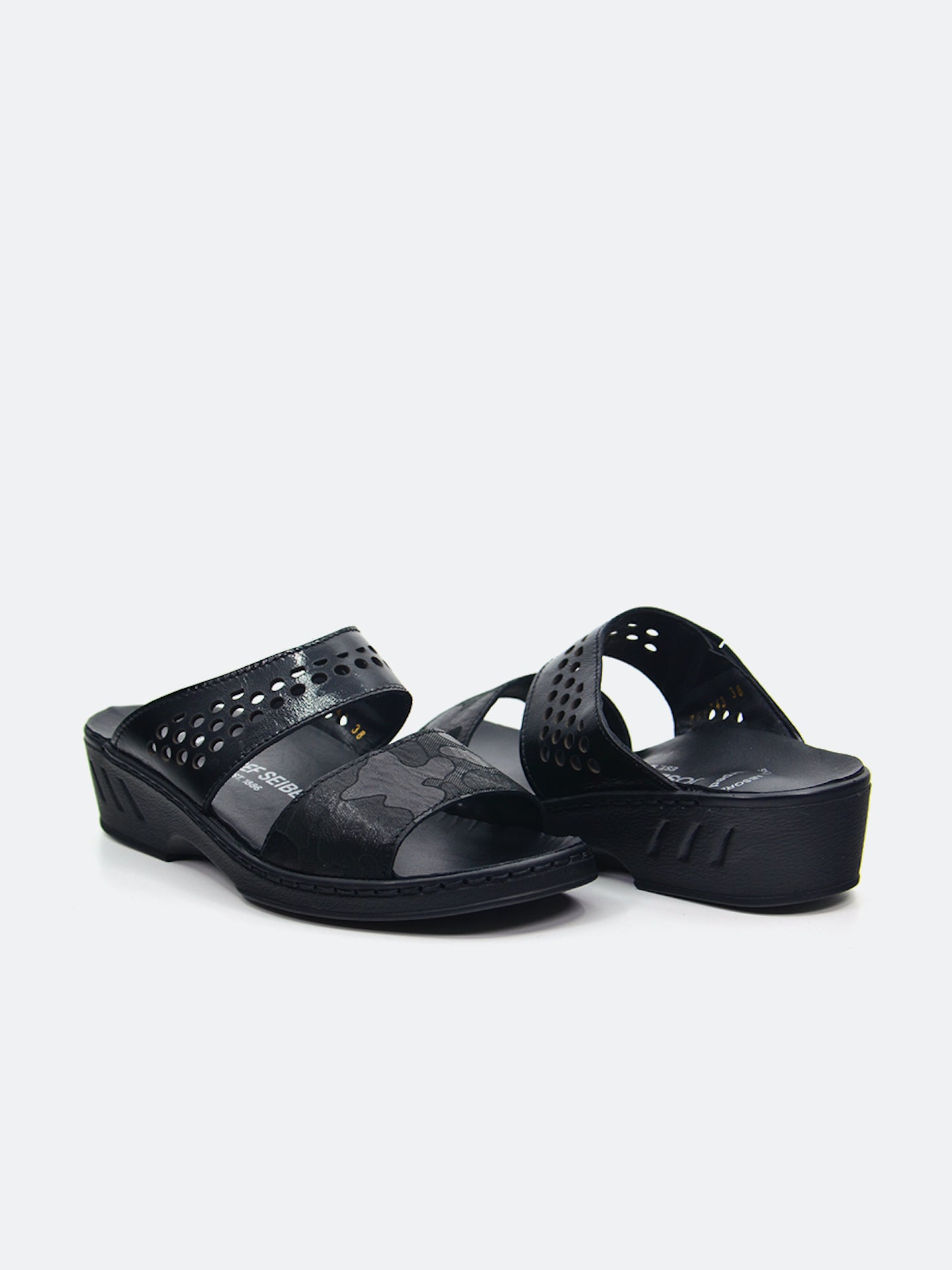 Josef Seibel Women's Flat Sandals #color_Black