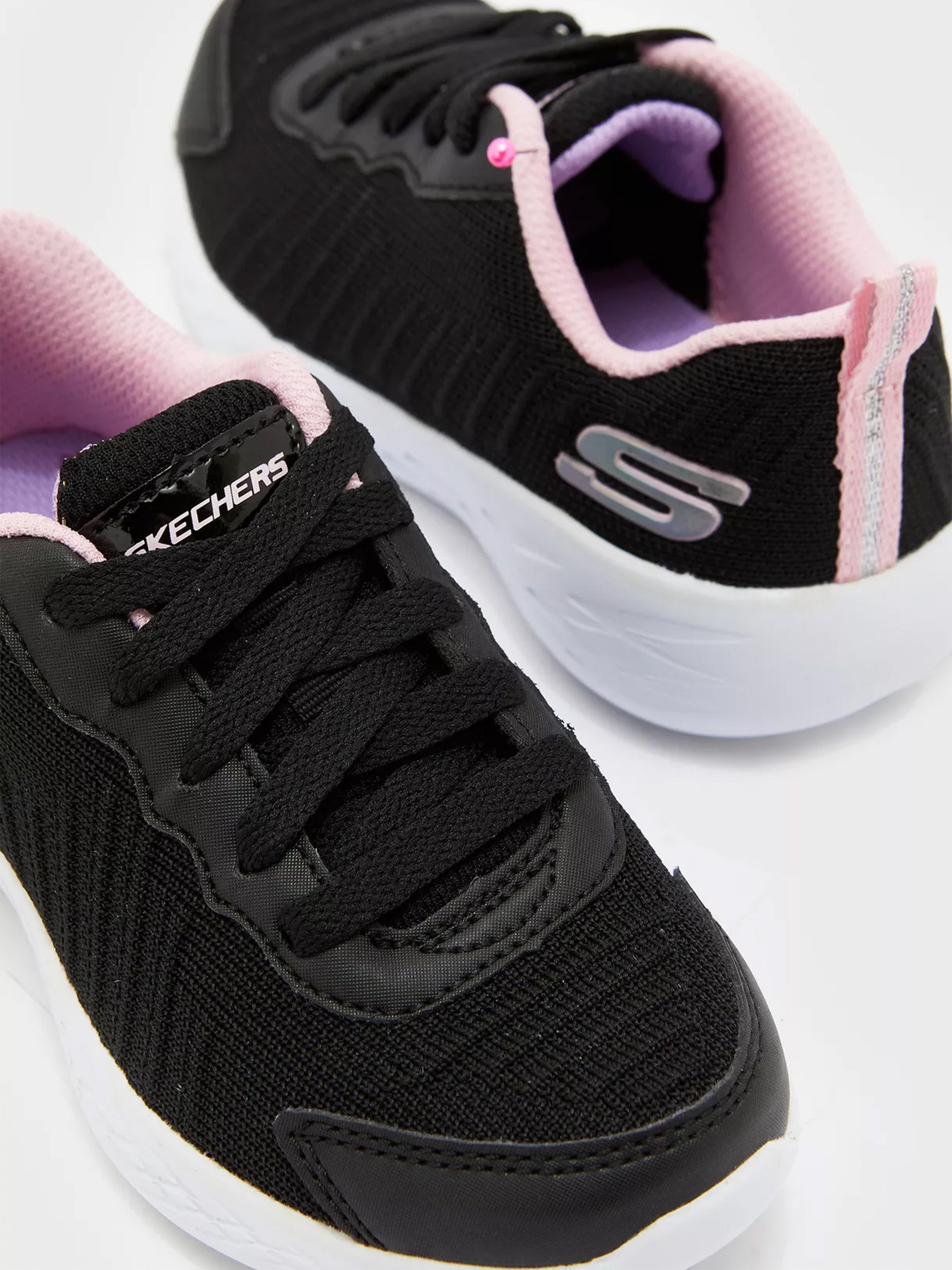 Skechers Girls Go Run 600 Trainers #color_Black