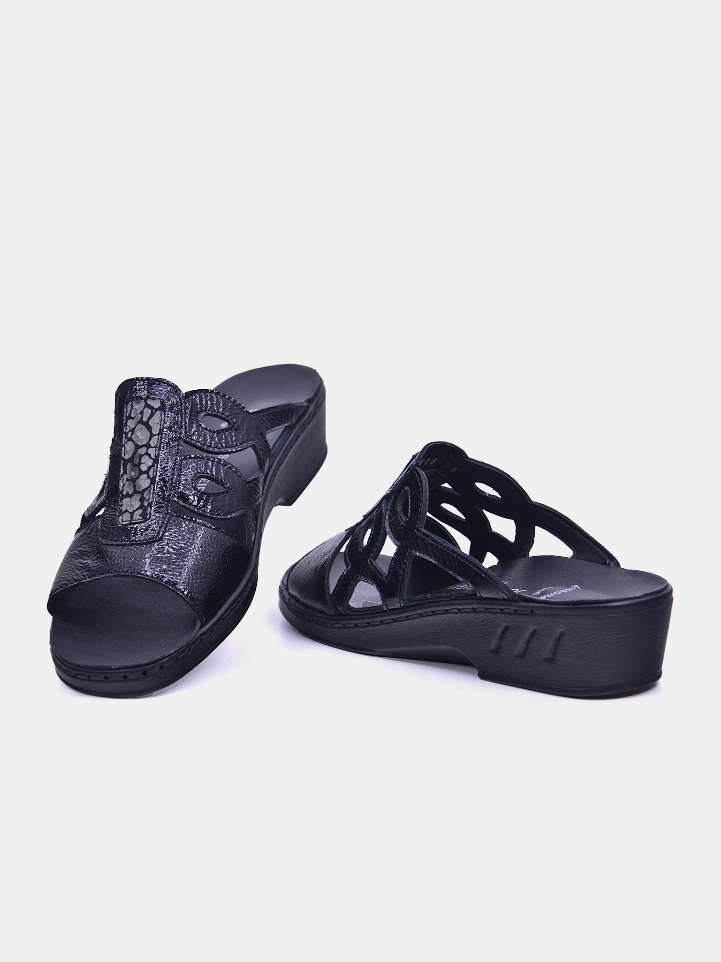 Josef Seibel 08828 Women's Flat Sandals #color_Black