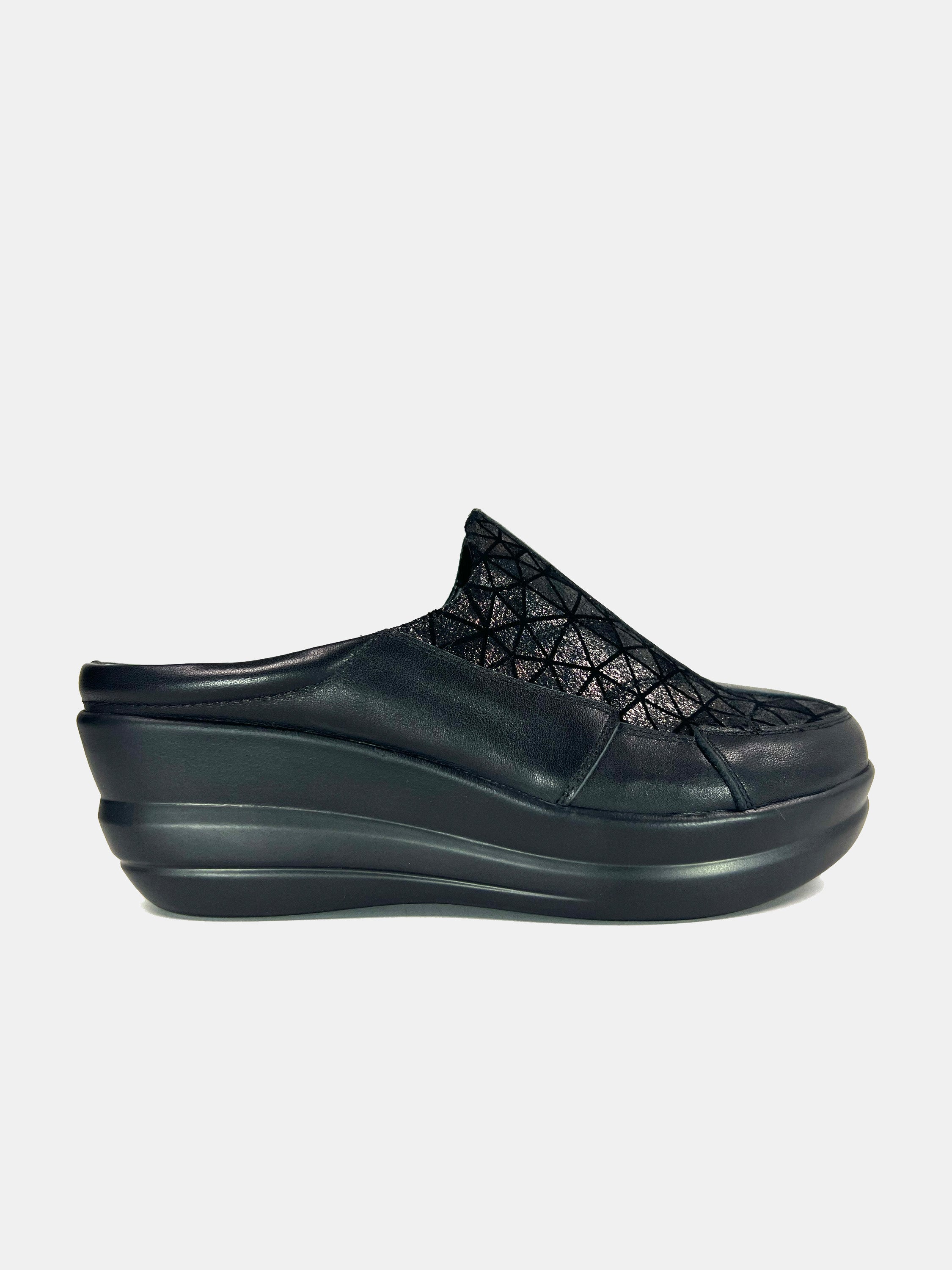 Michelle Morgan 19009-B1 Women's Mule Shoes #color_Black