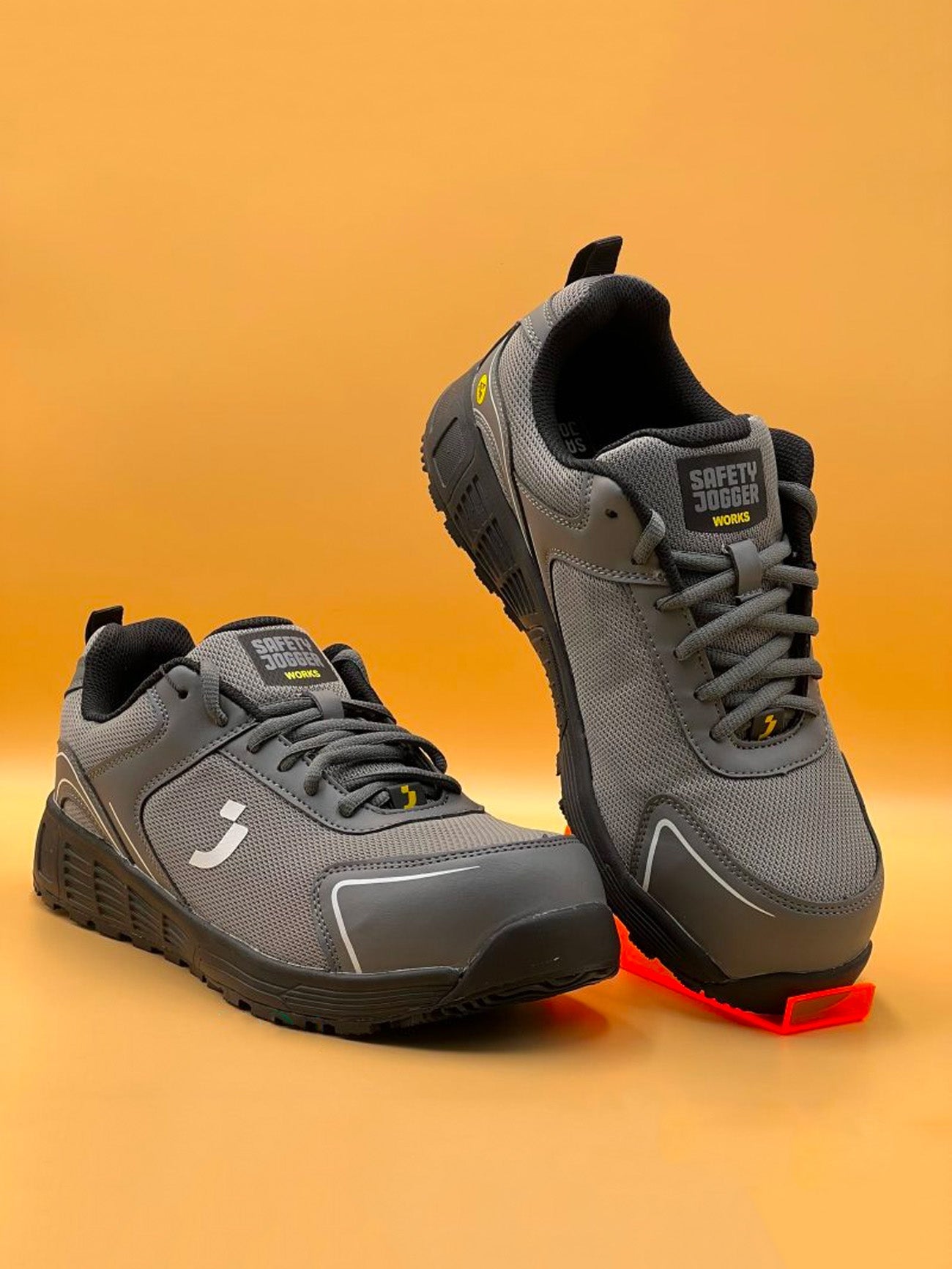 Safety Jogger Men's AAK S1P Shoes #color_Gray