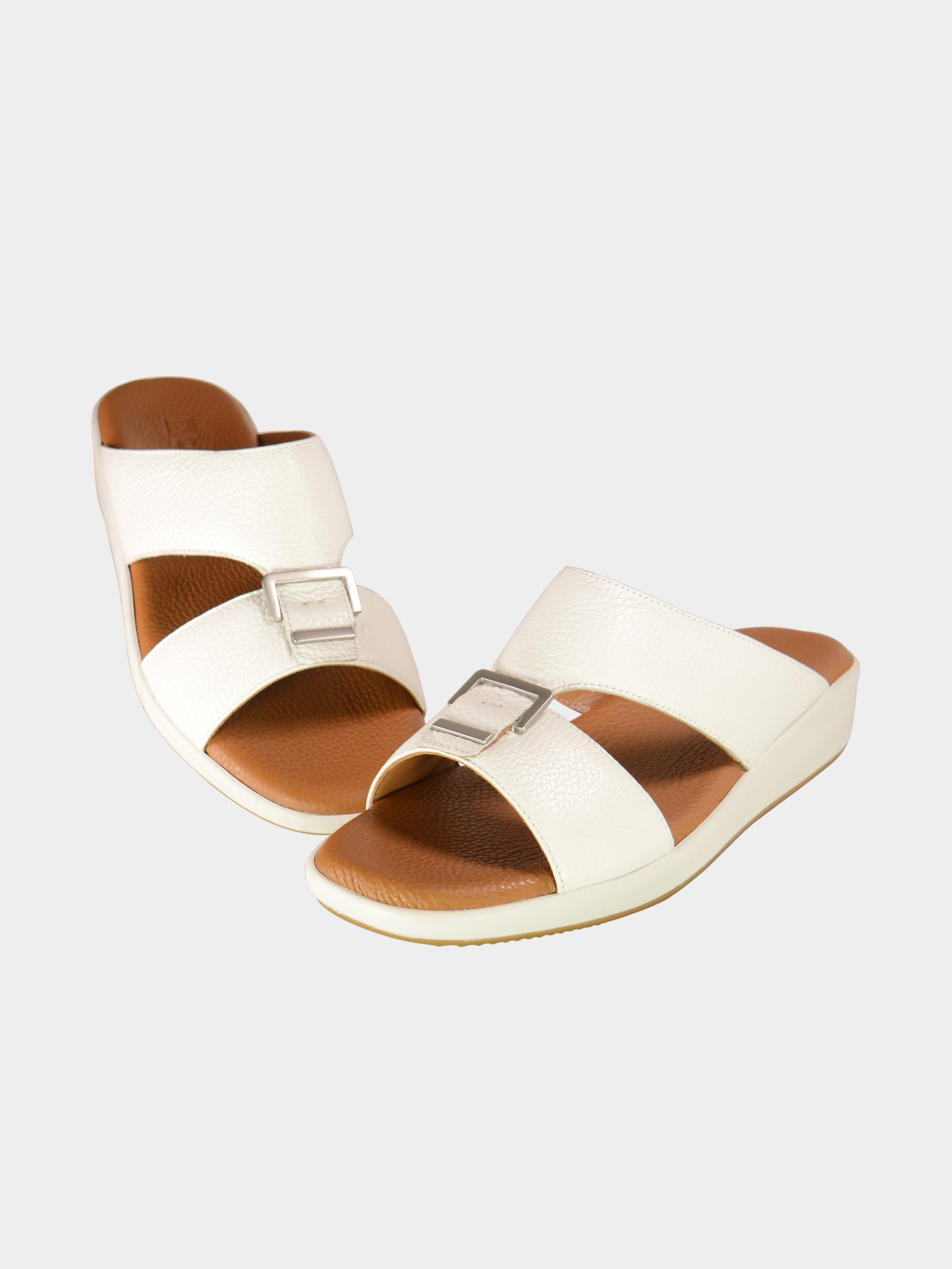 Barjeel Uno BGT-02 Grain Top Buckle Arabic Sandals #color_White