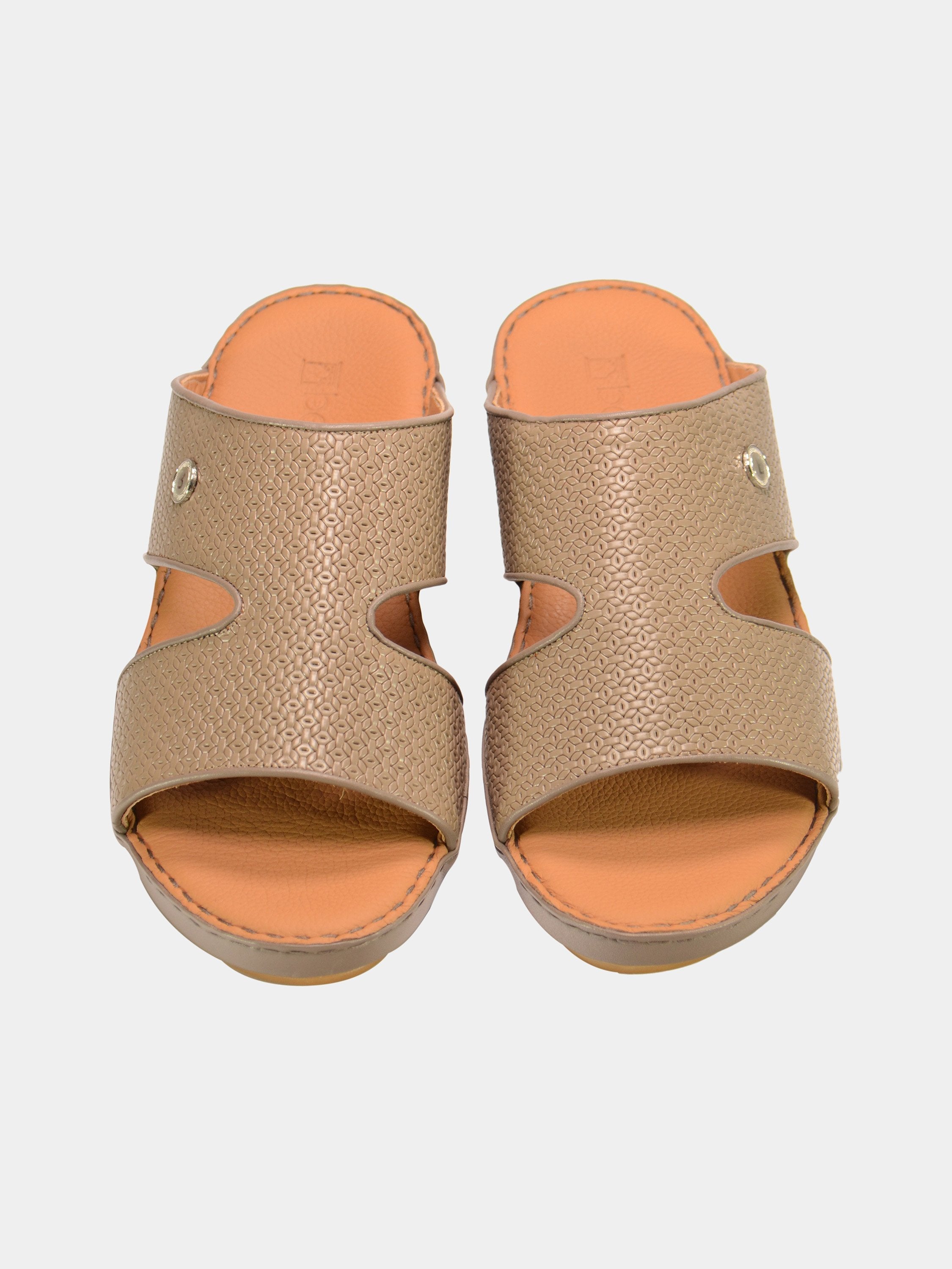 Barjeel Uno 001927 Textured Pattern Arabic Leather Sandals #color_Taupe