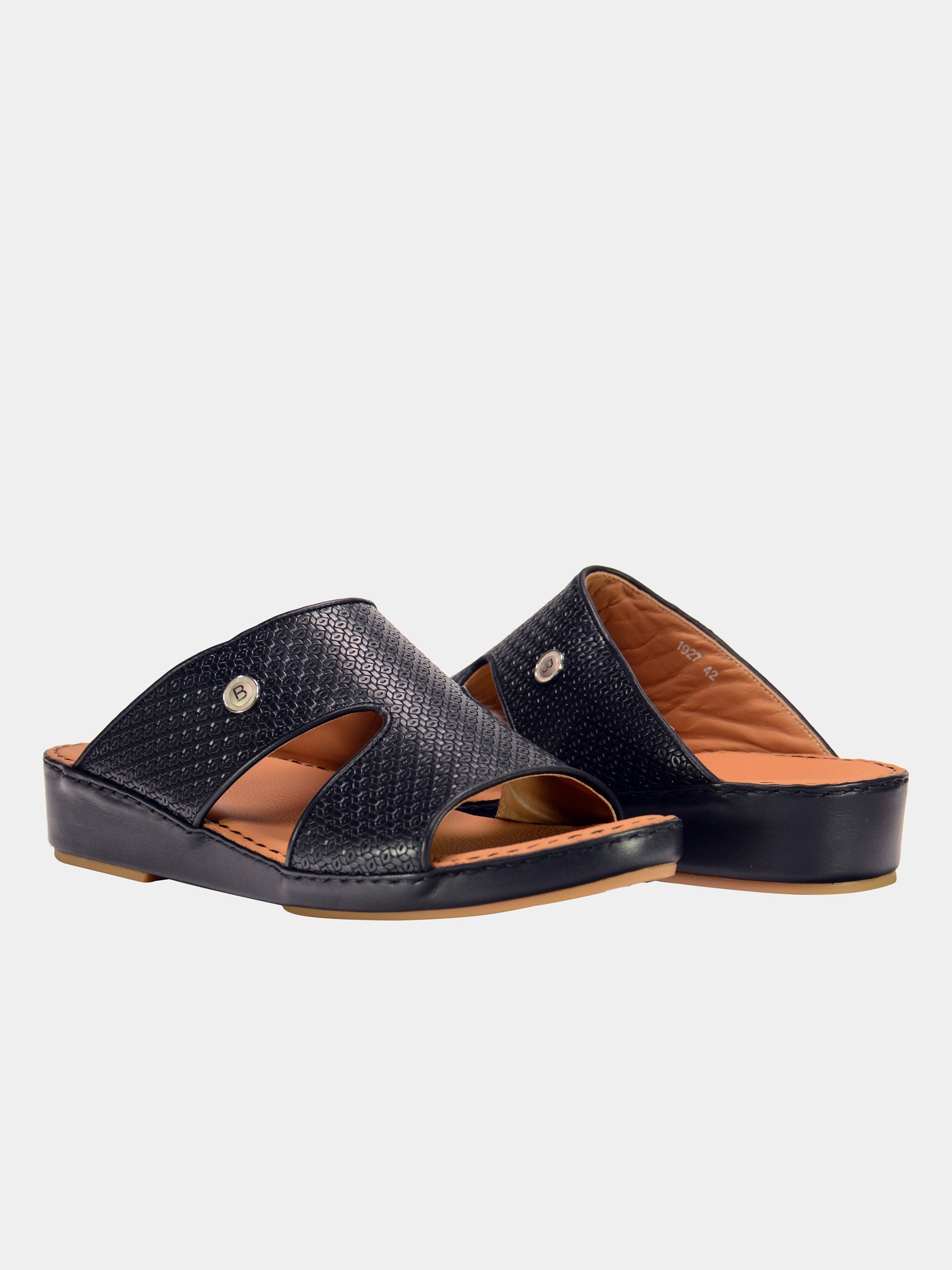 Barjeel Uno 001927 Textured Pattern Arabic Leather Sandals #color_Black