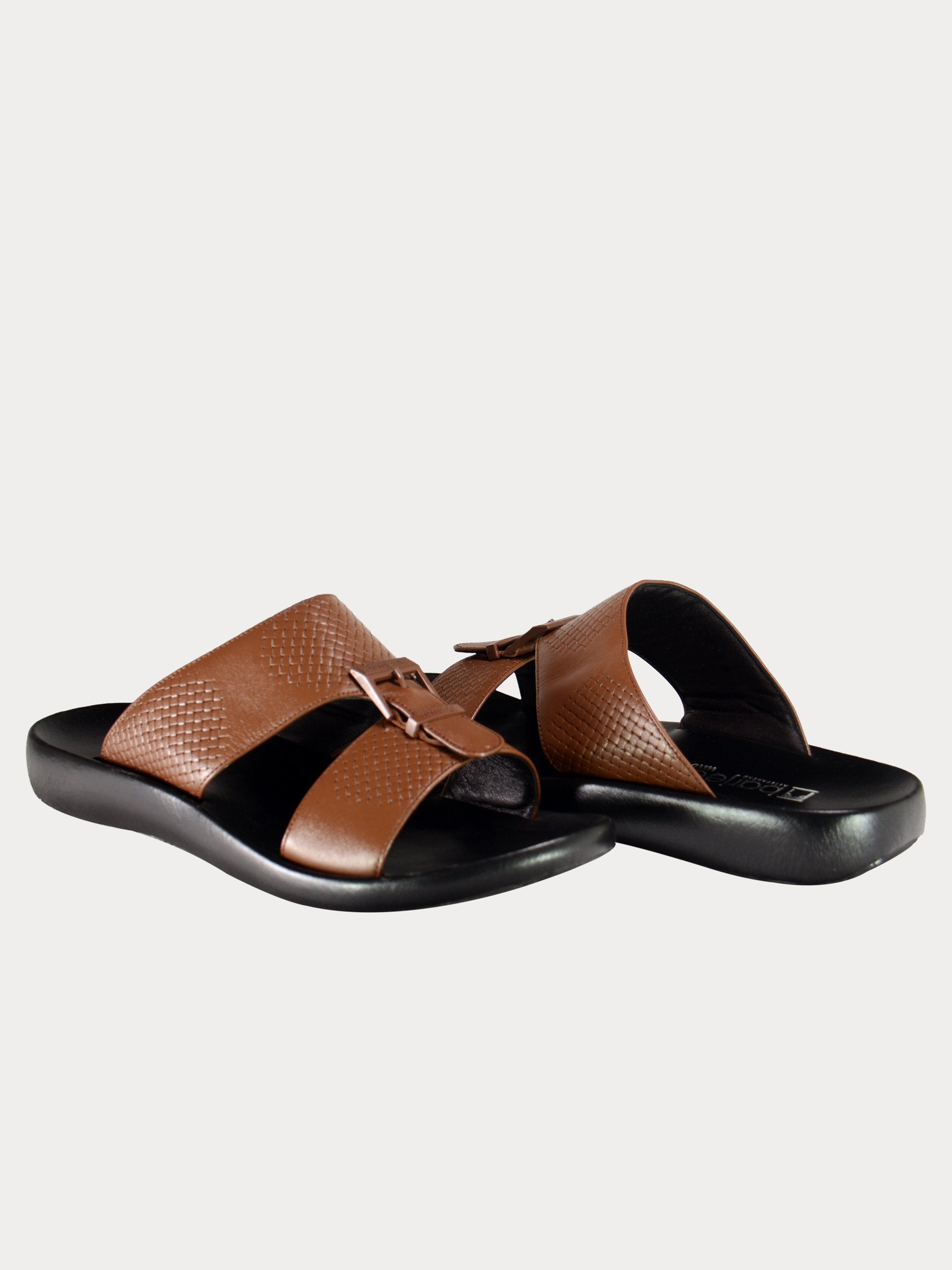 Barjeel Uno A197001 Weave Detailed Arabic Leather Sandals #color_Brown