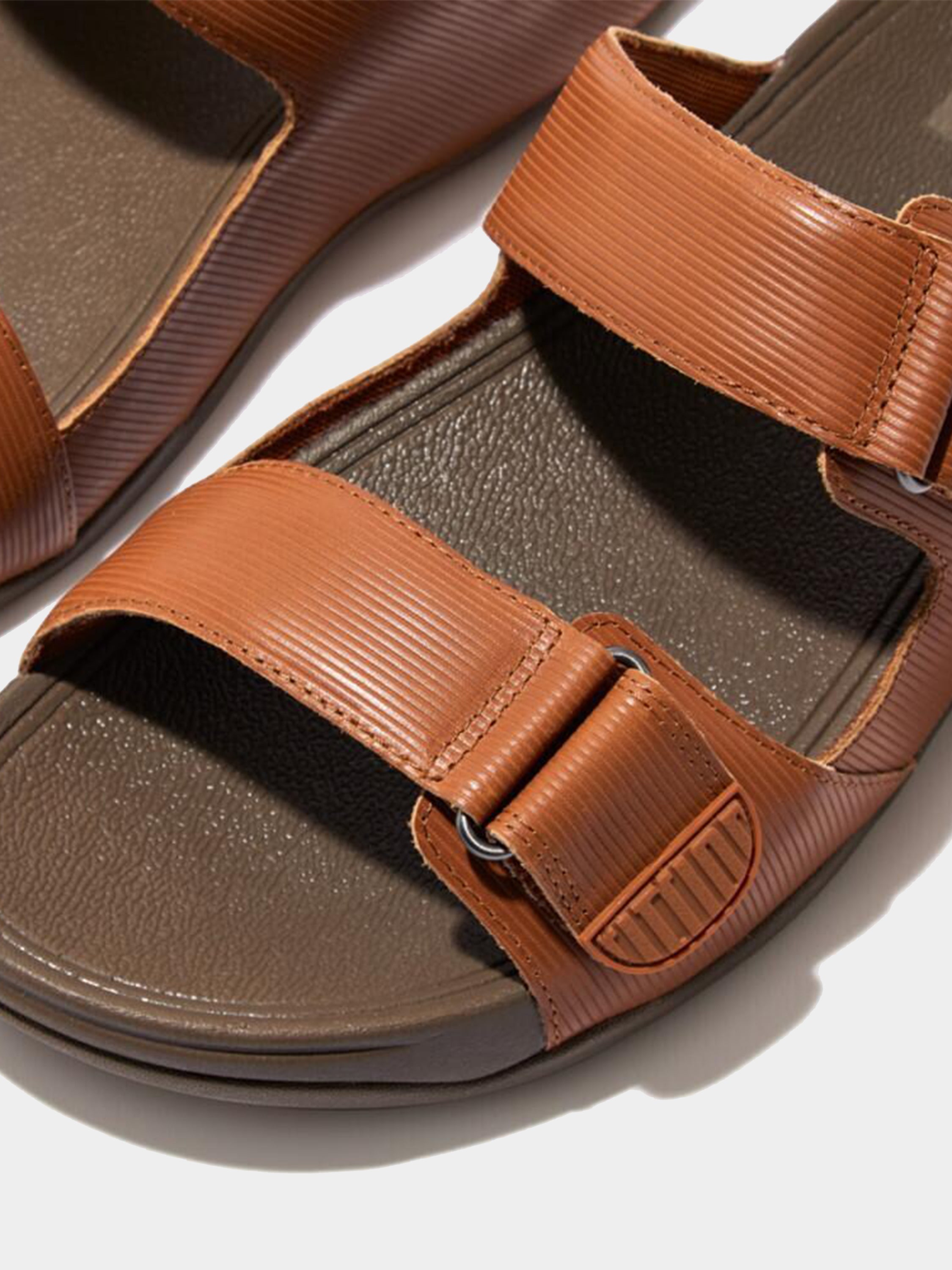 Fitflop Men's Gogh Moc Light Tan Sandals #color_Tan