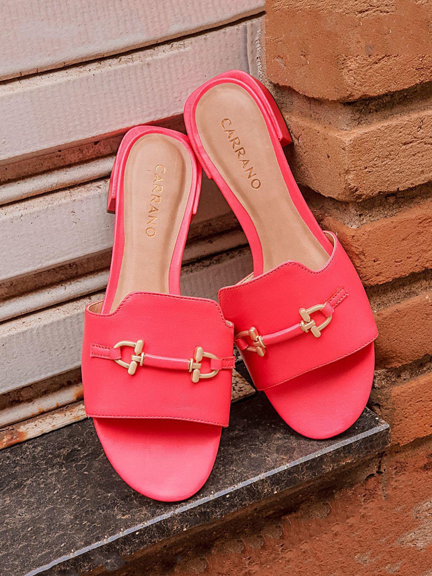 Carrano 355004C Women's Mestico Sandals #color_Red