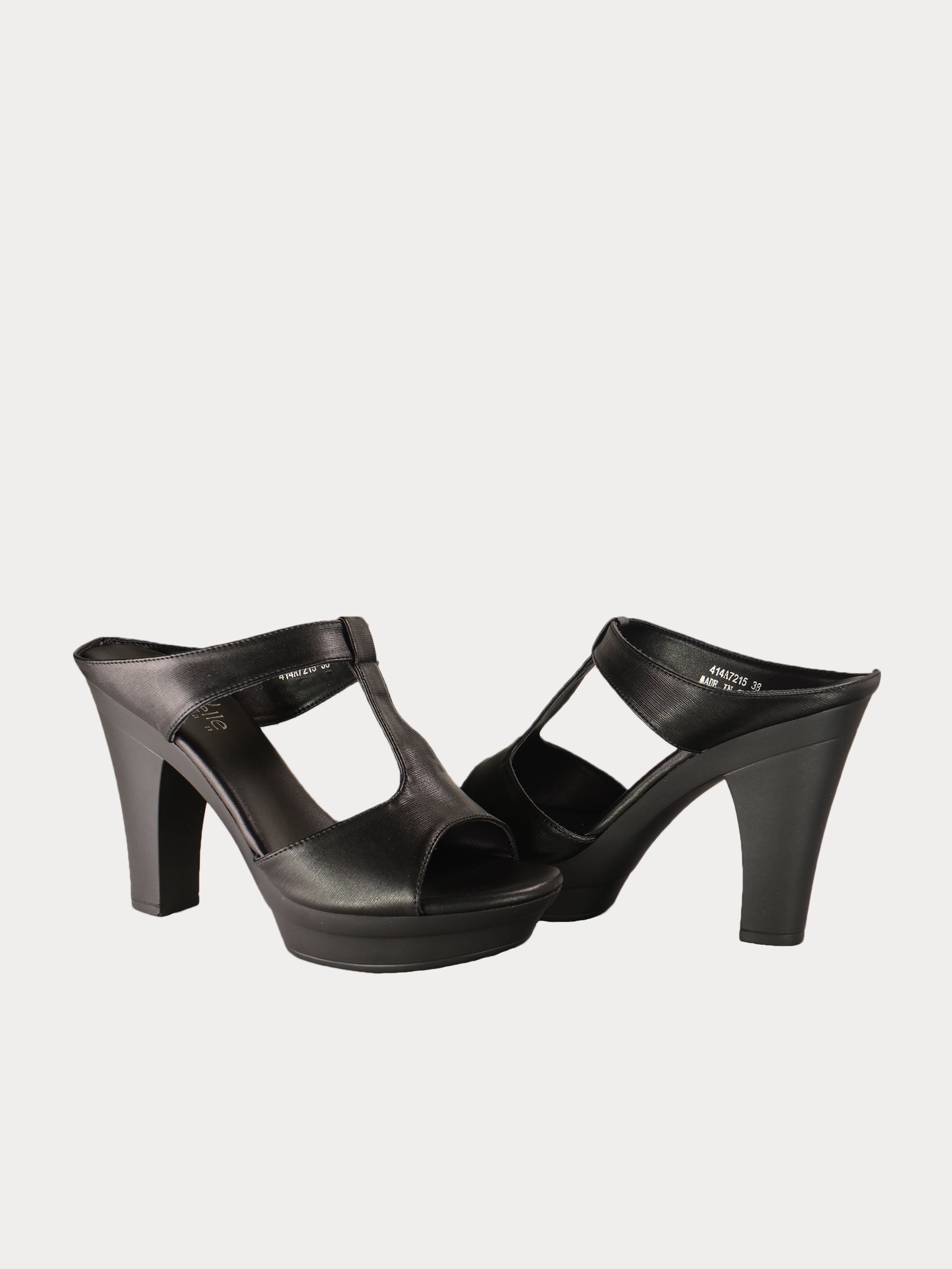 Michelle Morgan 414A7215 Anelize Heeled Sandals #color_Black