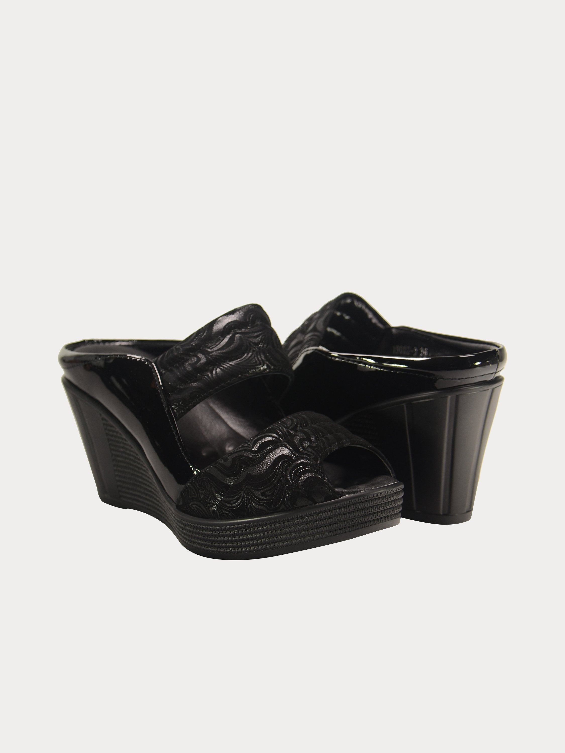 Michelle Morgan 190023 Damask Detailed Wedges #color_Black