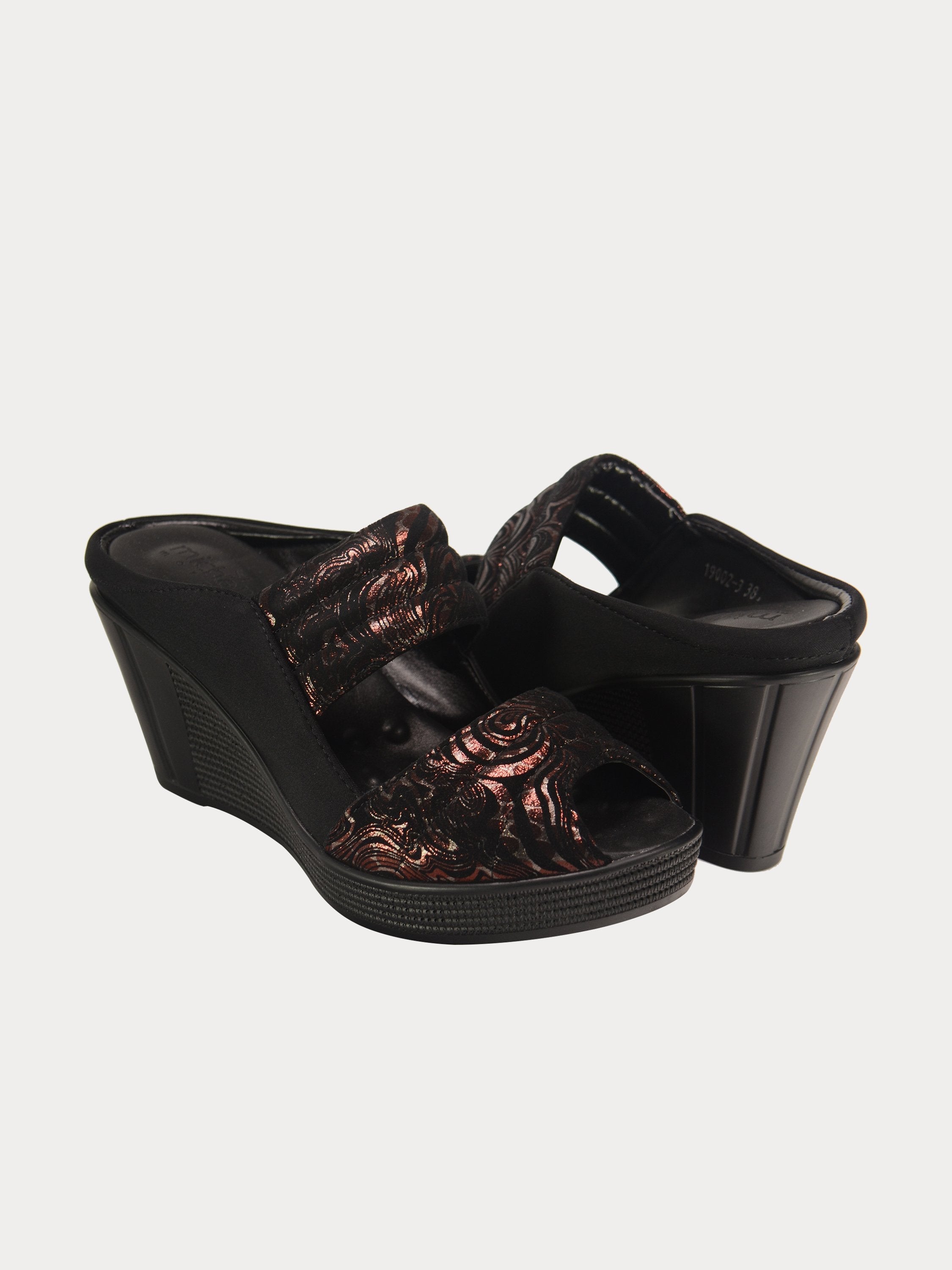 Michelle Morgan 190023 Damask Detailed Wedges #color_Red